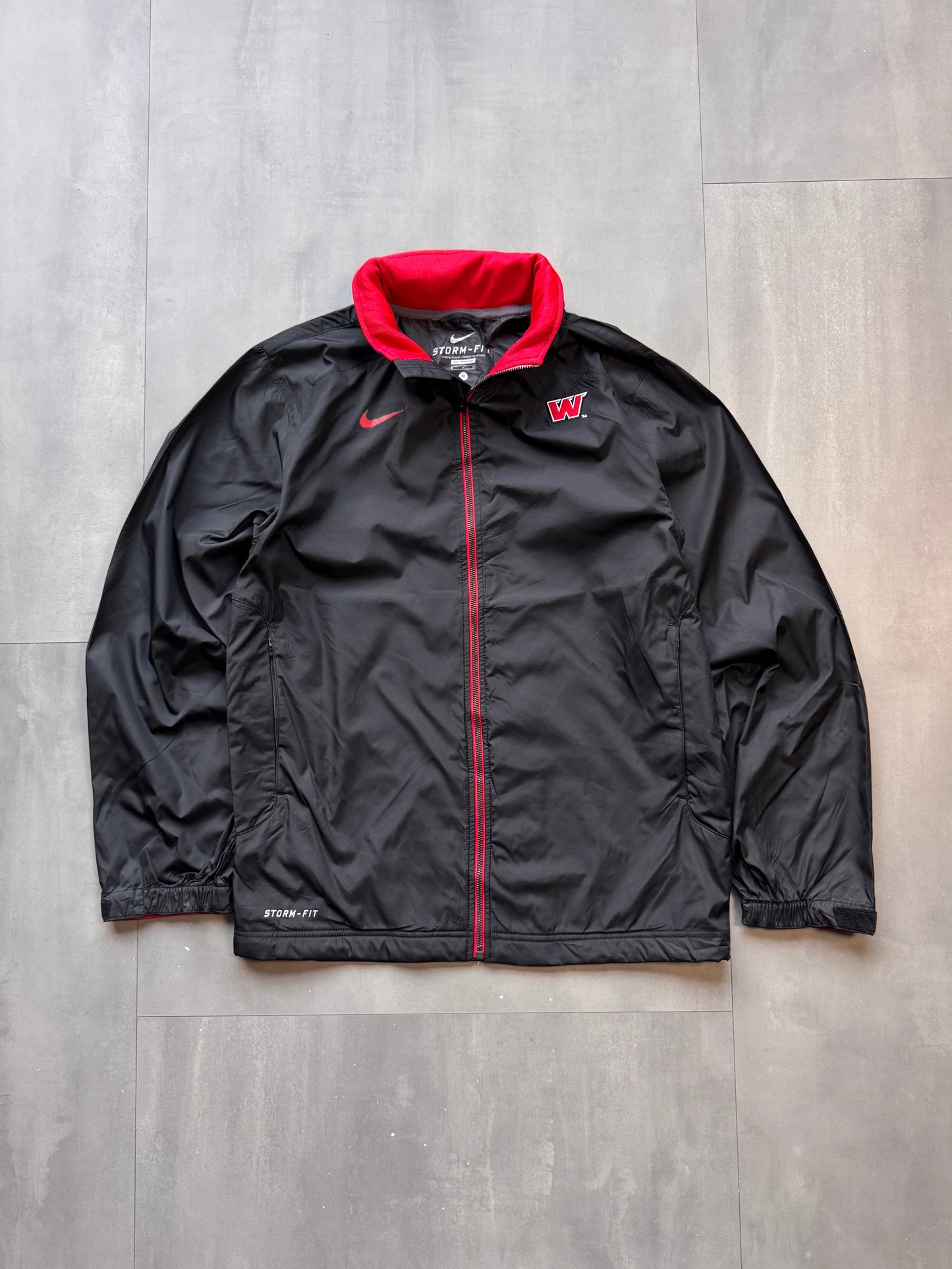 VINTAGE NIKE BLACK/RED TRACK JACKET - S