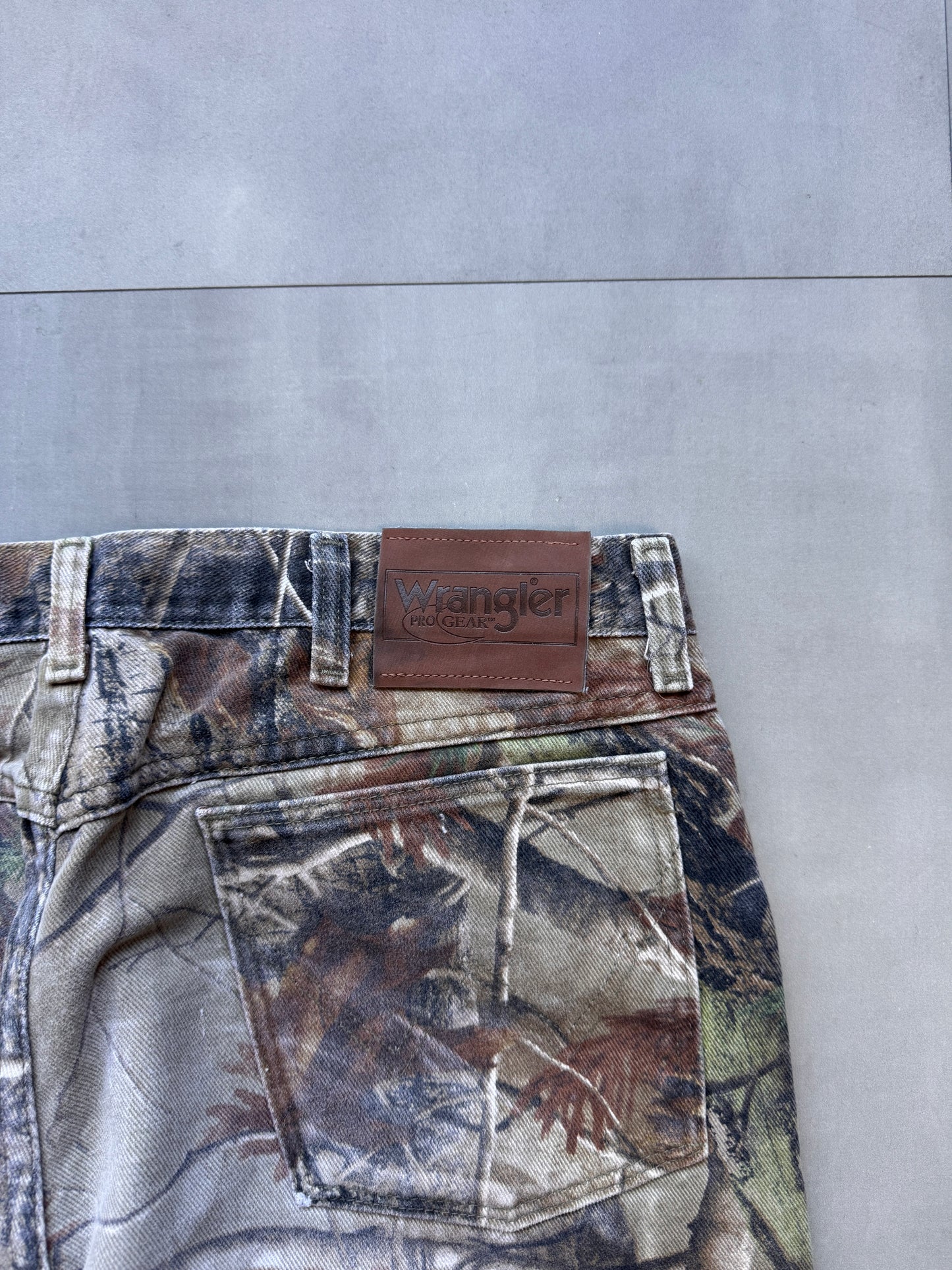 VINTAGE WRANGLER REALTREE PANTS - L32