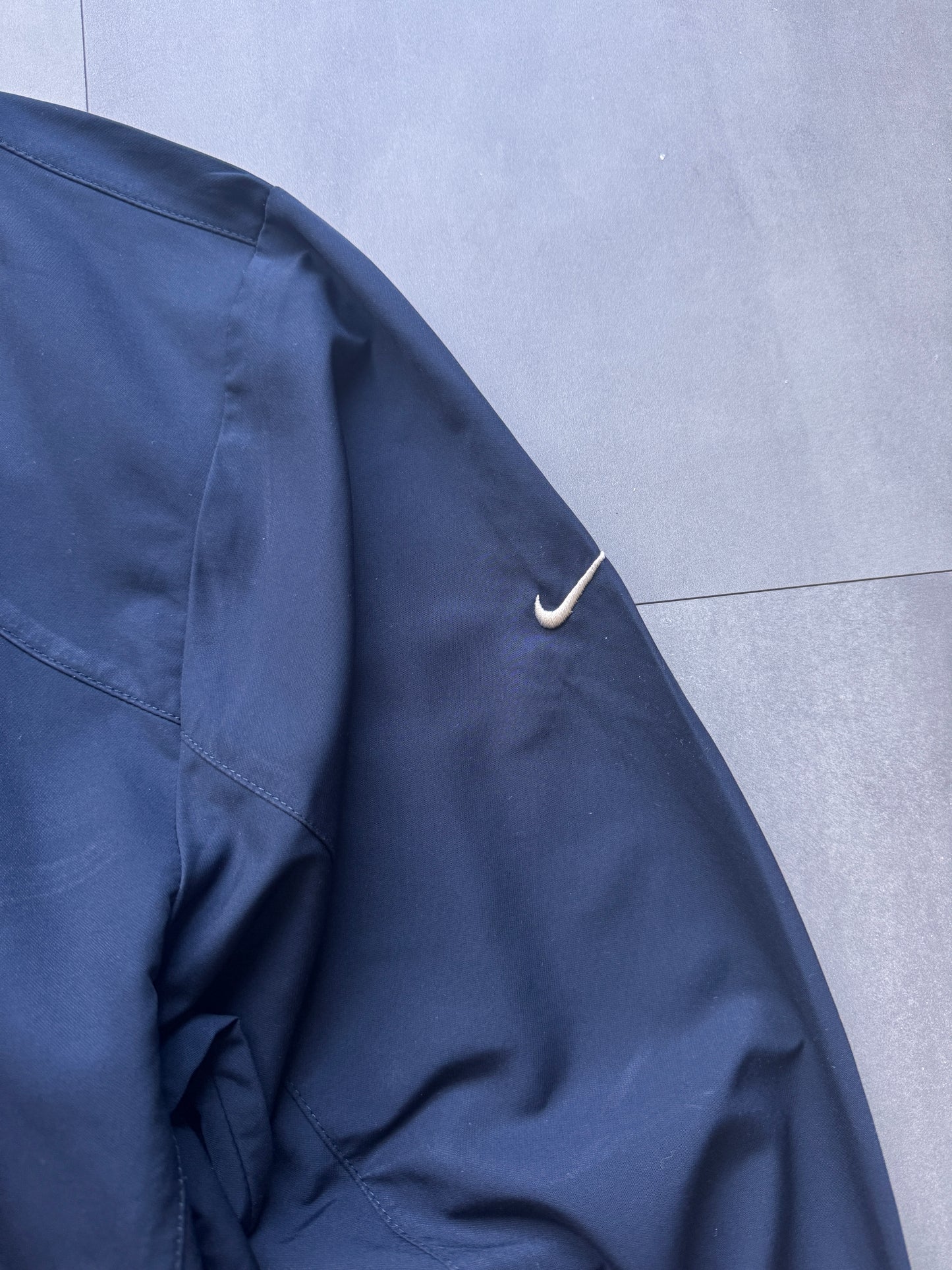 VINTAGE NIKE GOLF VIP MASTERS 2013 NAVY WINDBREAKER - XL