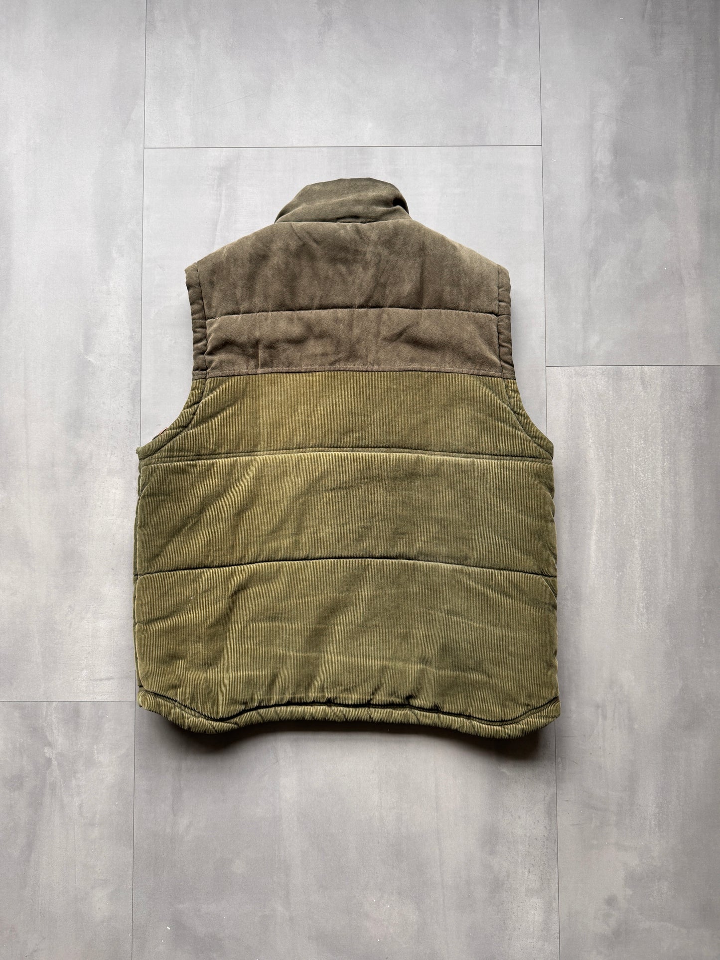 GREEN CORDUROY BODYWARMER - LARGE