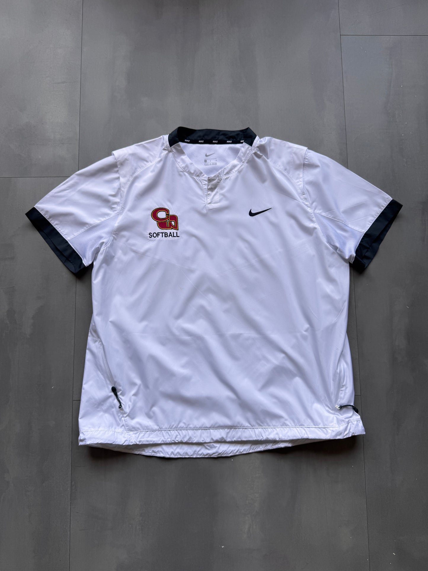 VINTAGE NIKE SOFTBALL WHITE SPORT TEE - M