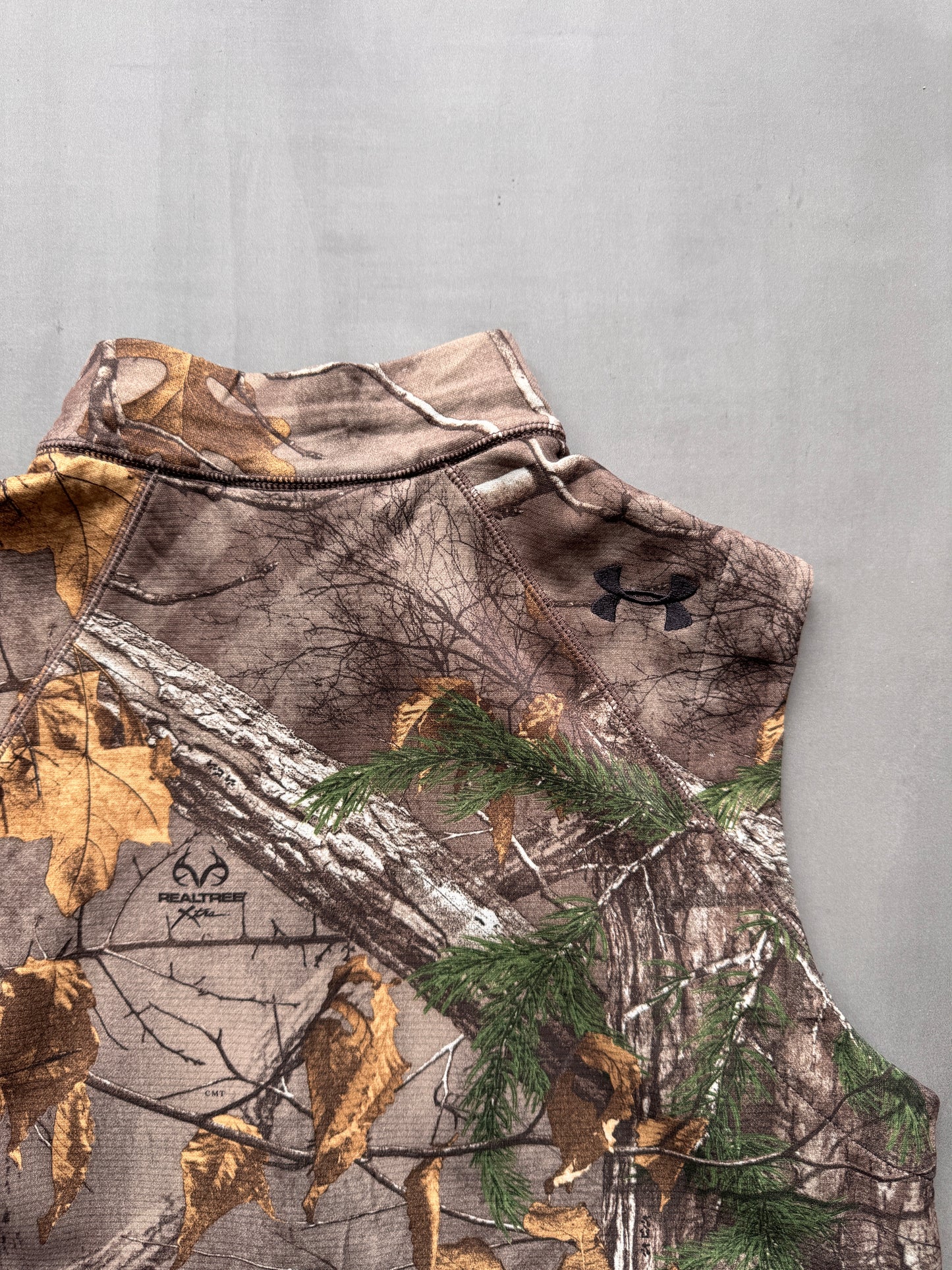 VINTAGE UNDERARMOUR REALTREE GILET - SMALL