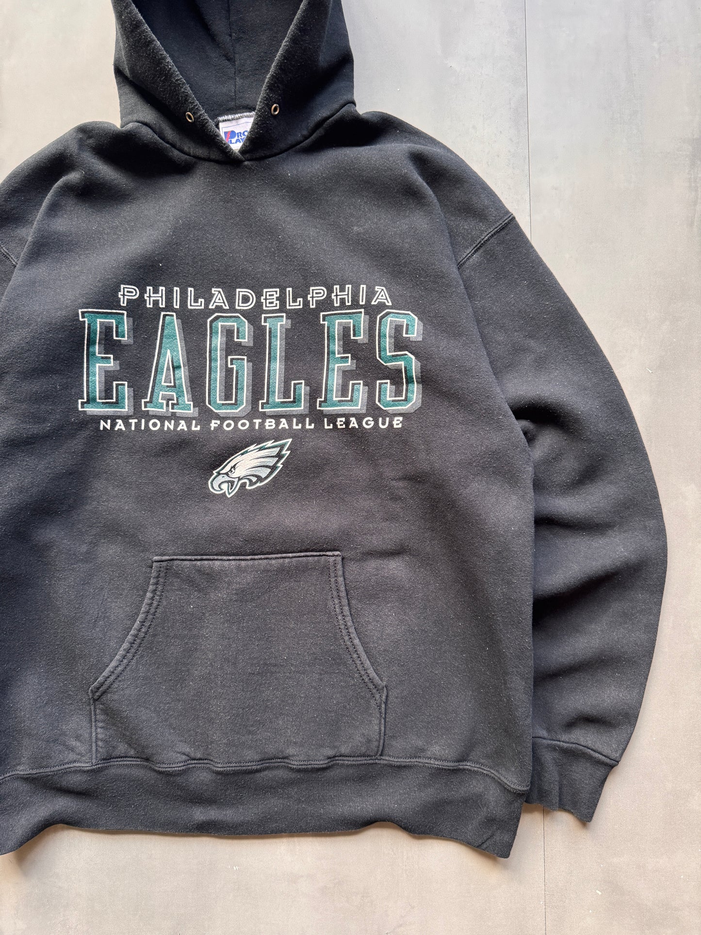 VINTAGE NFL PHILADELPHIA EAGLES BLACK SWEATER - L