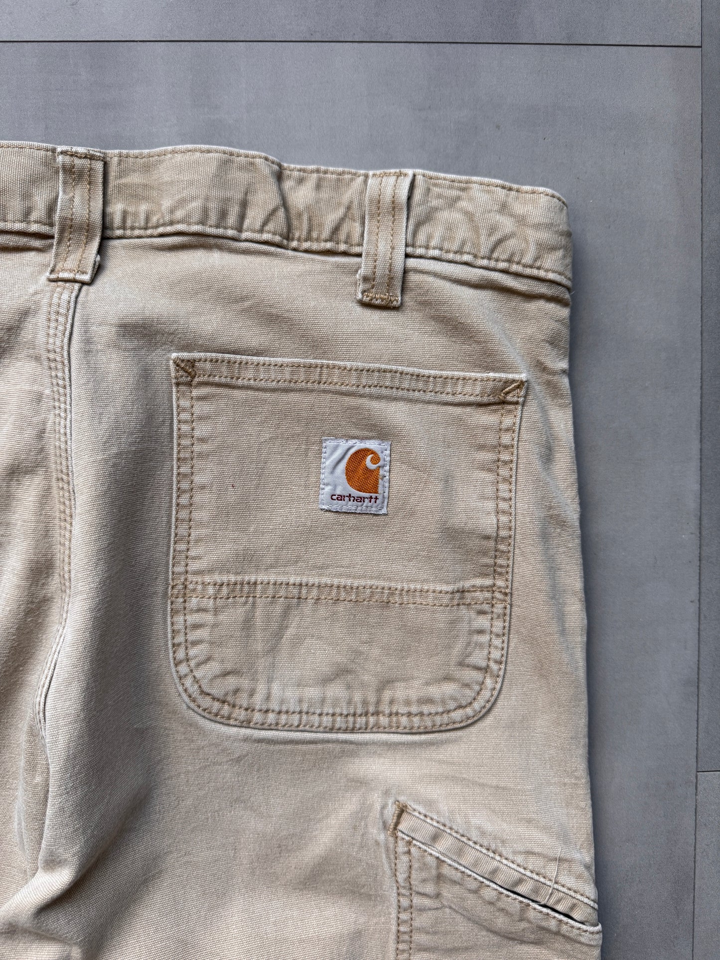 VINTAGE CARHARTT TAN PANTS - 32