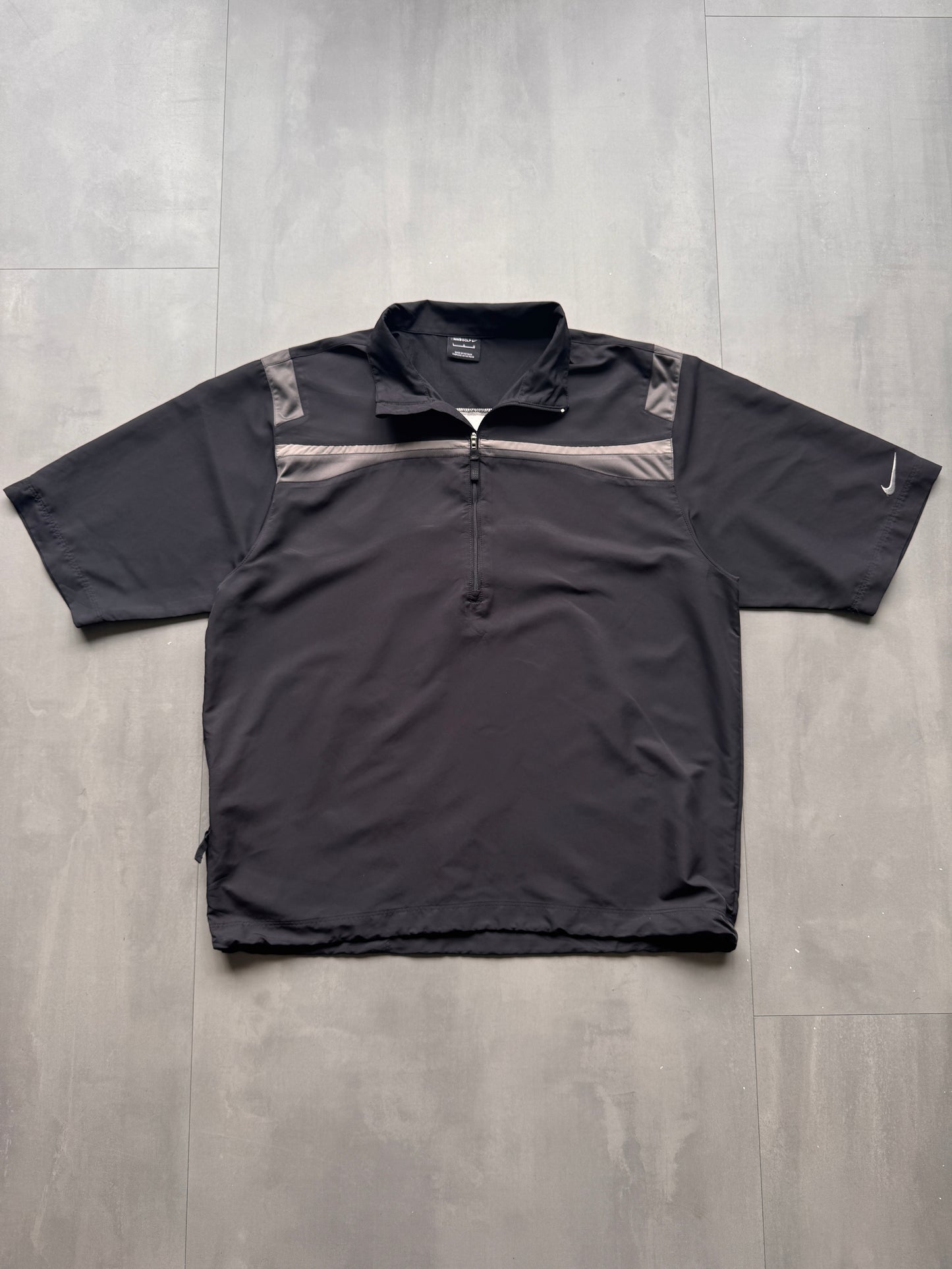 VINTAGE NIKE GOLF BLACK SPORT TEE - L