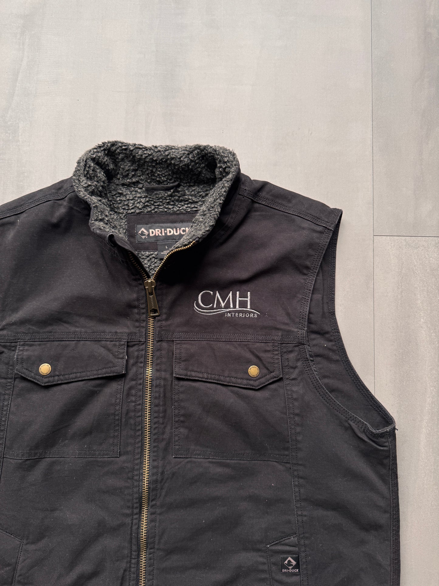 VINTAGE DRI-DUCK SHERPA LINED GILET - LARGE