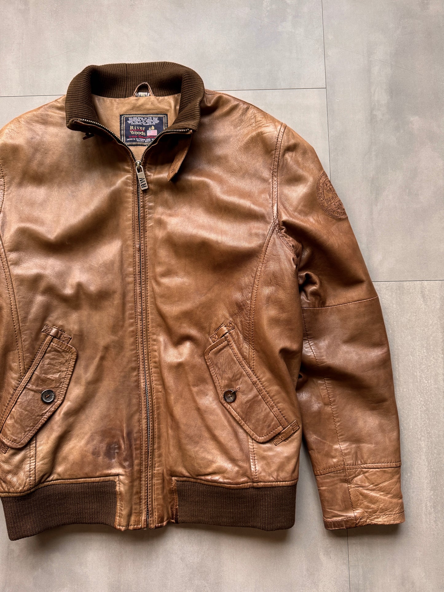 VINTAGE RIVERWOOD BROWN LEATHER JACKET - LARGE
