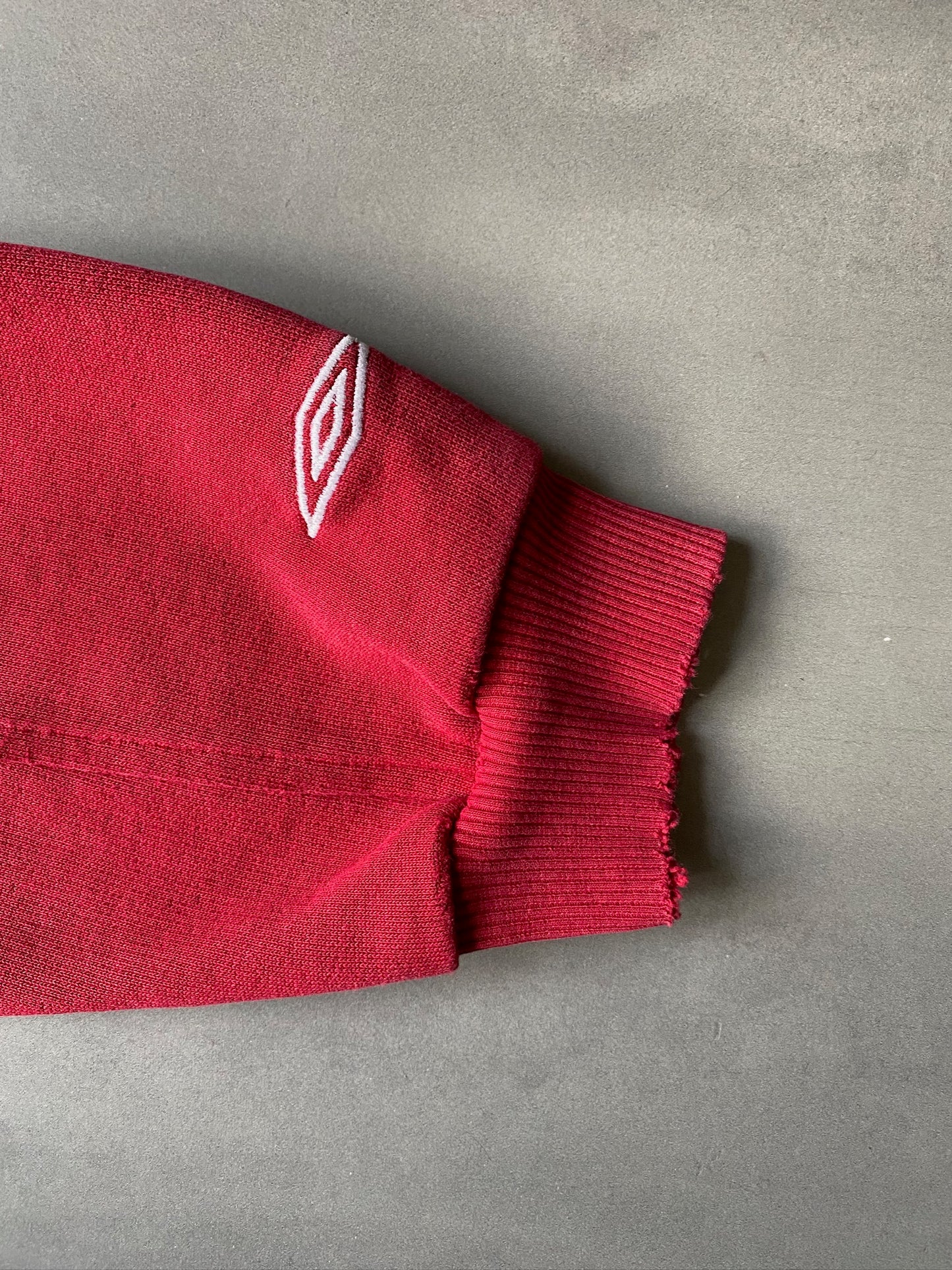 VINTAGE UMBRO MAROON SWEATER - M