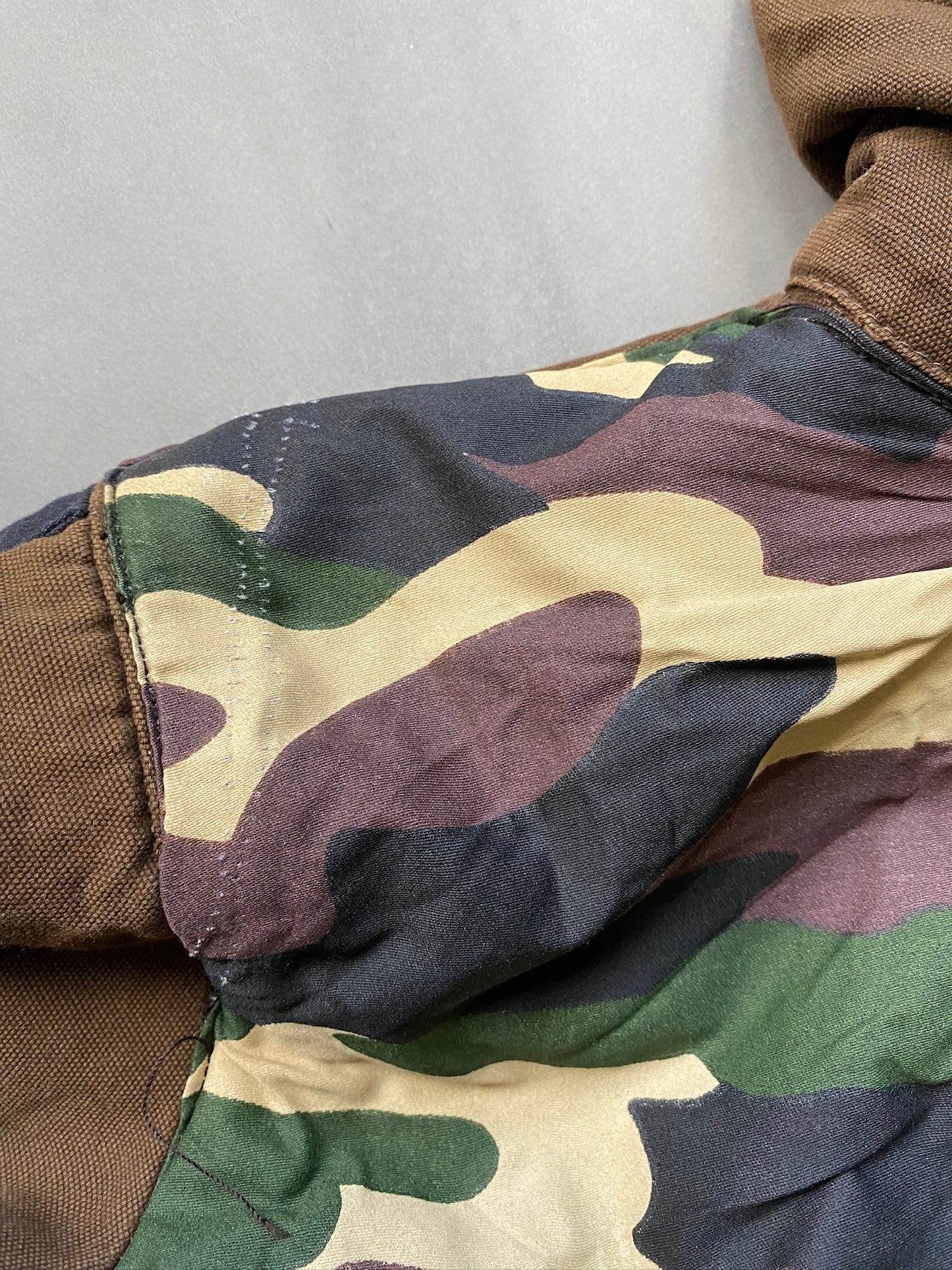 VINTAGE CARHARTT REWORKED CAMO PATTERN ACTIVE JACKET - XS