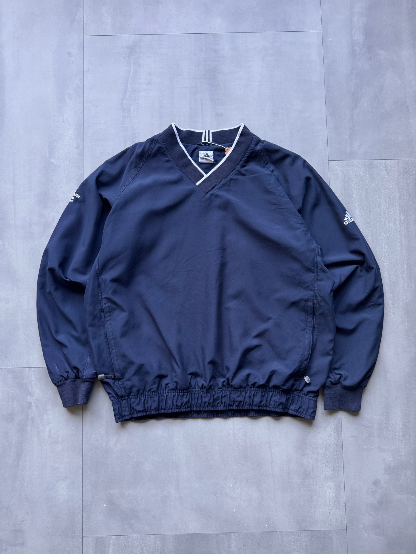 VINTAGE ADIDAS NAVY WINDBREAKER - M