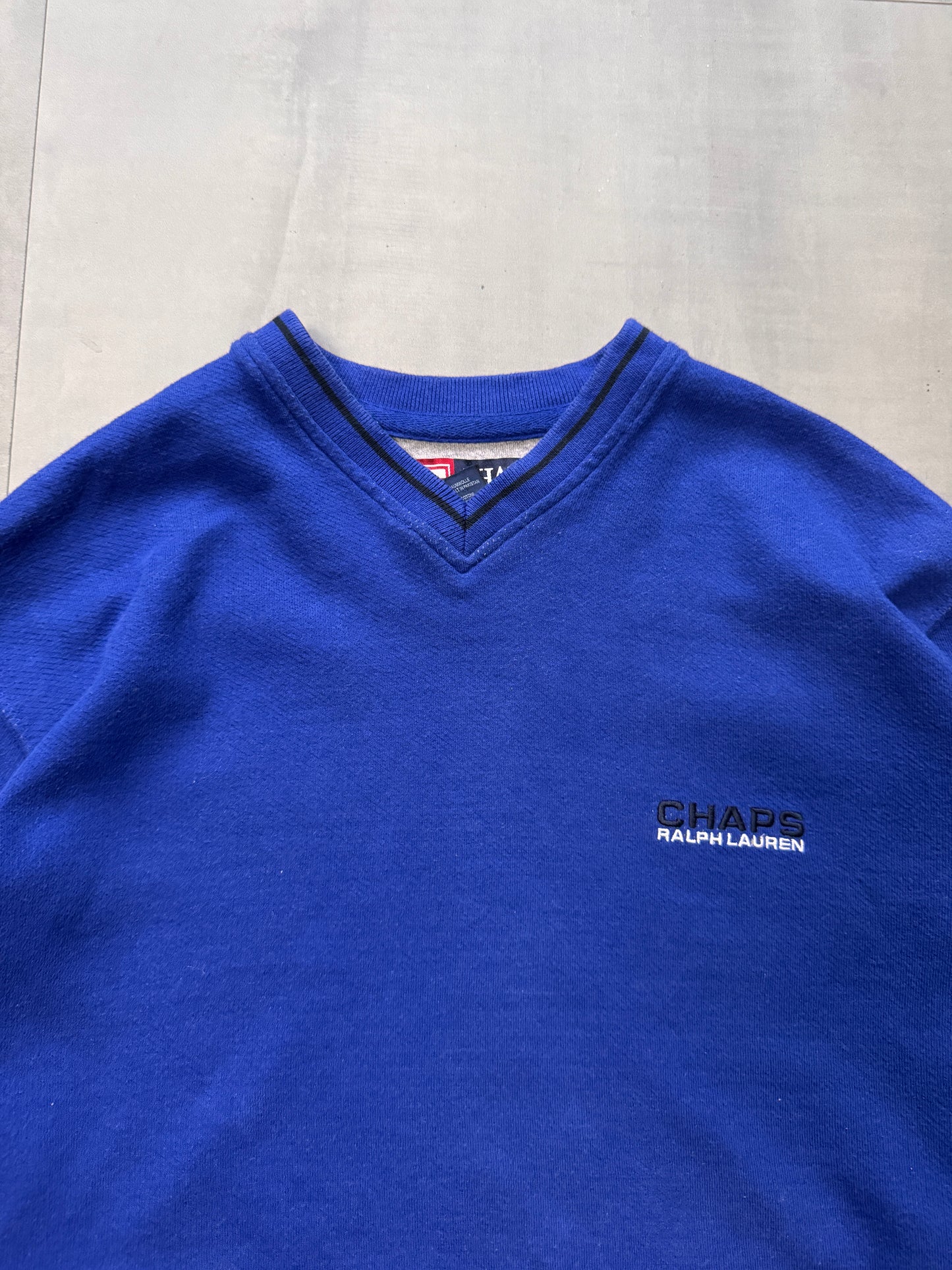 VINTAGE CHAPS BY RALPH LAUREN BLUE V-NECK KNIT SWEATER - LARGE