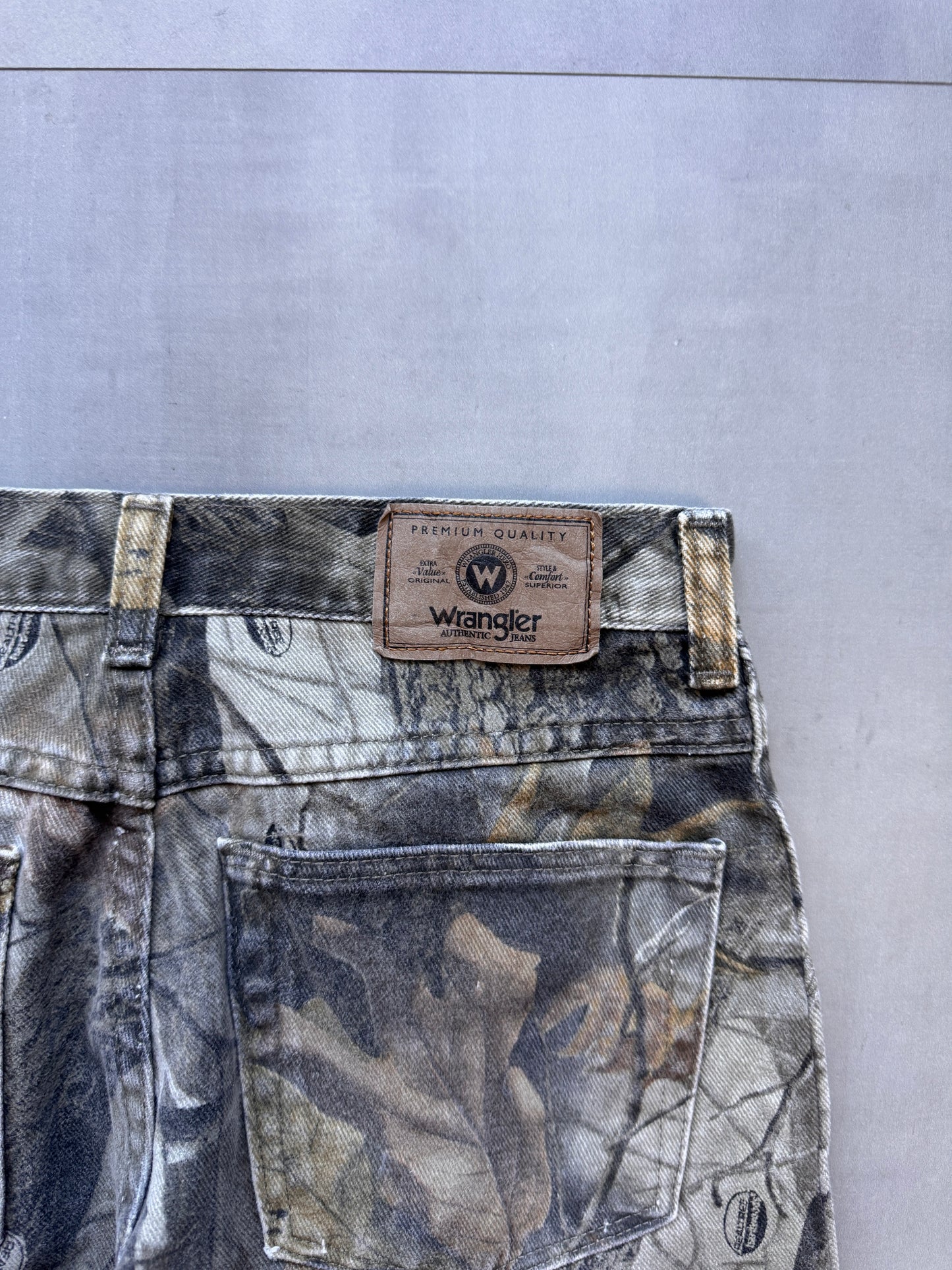 VINTAGE WRANGLER REALTREE FADED CAMO DOUBLE KNEES PANTS - L26