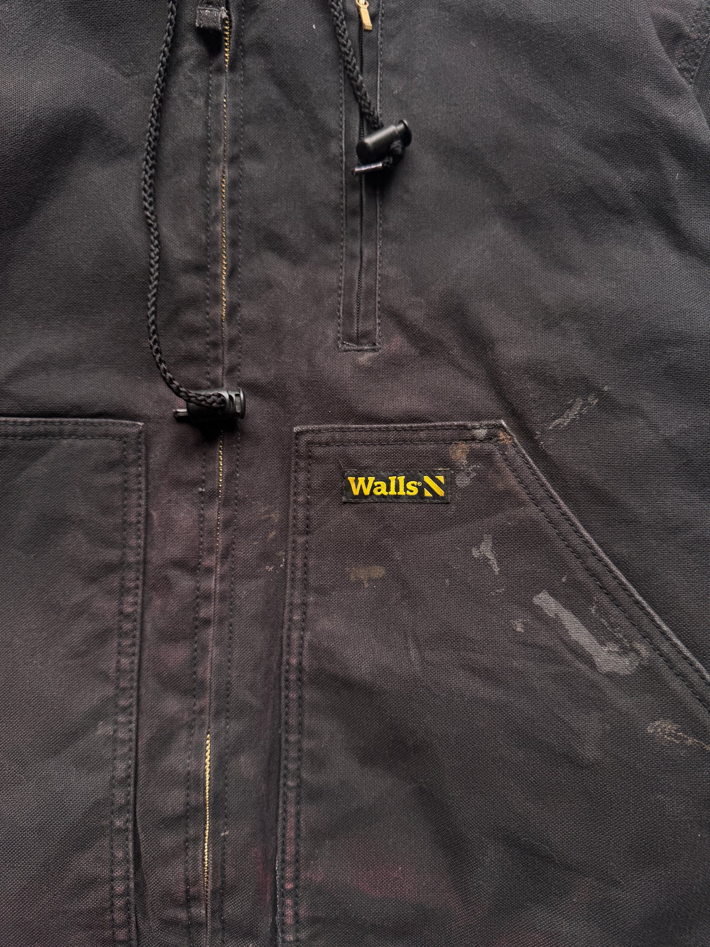 VINTAGE WALLS BLACK ACTIVE JACKET - M