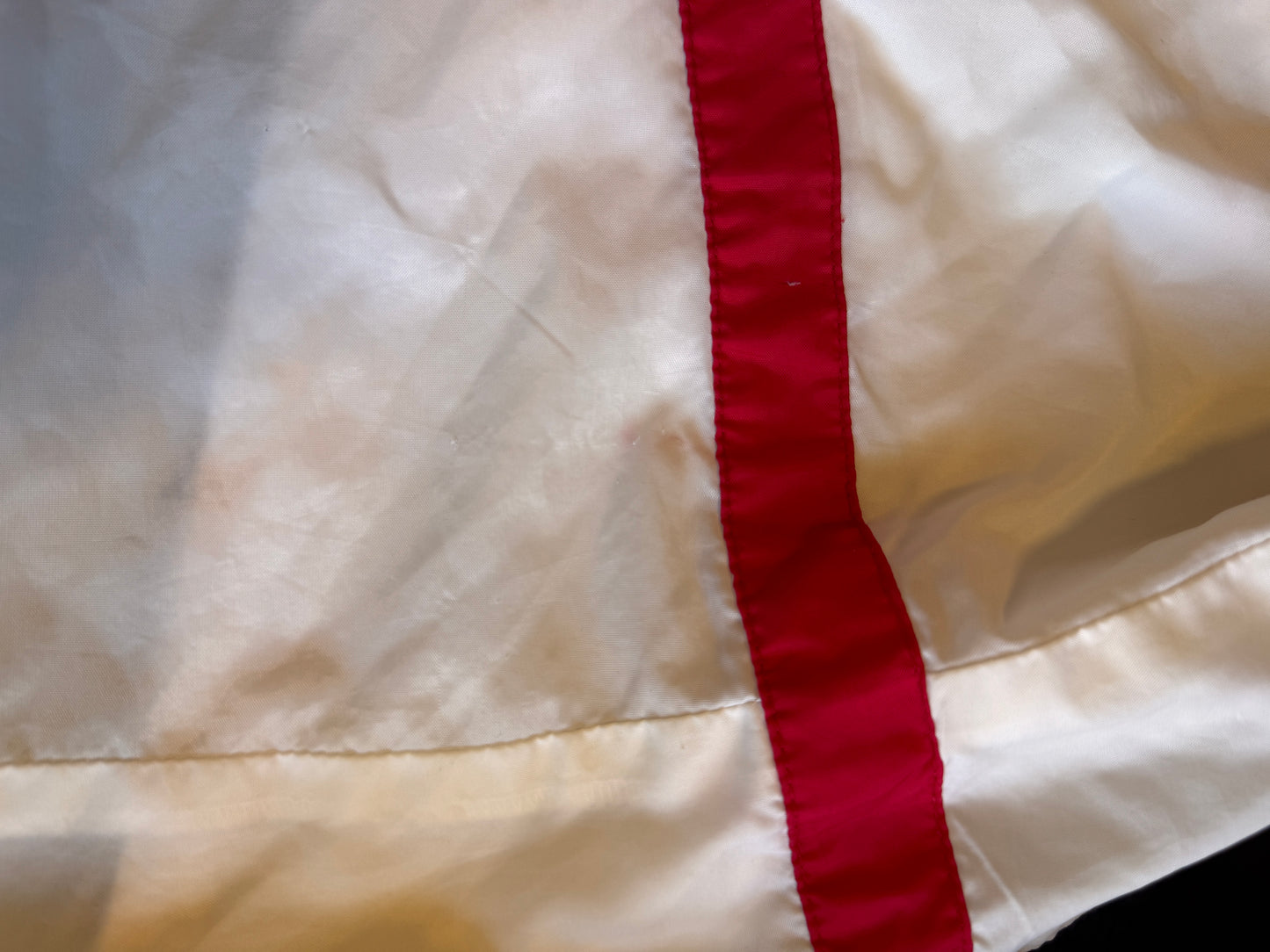 VINTAGE REEBOK WHITE TRACK JACKET - XL