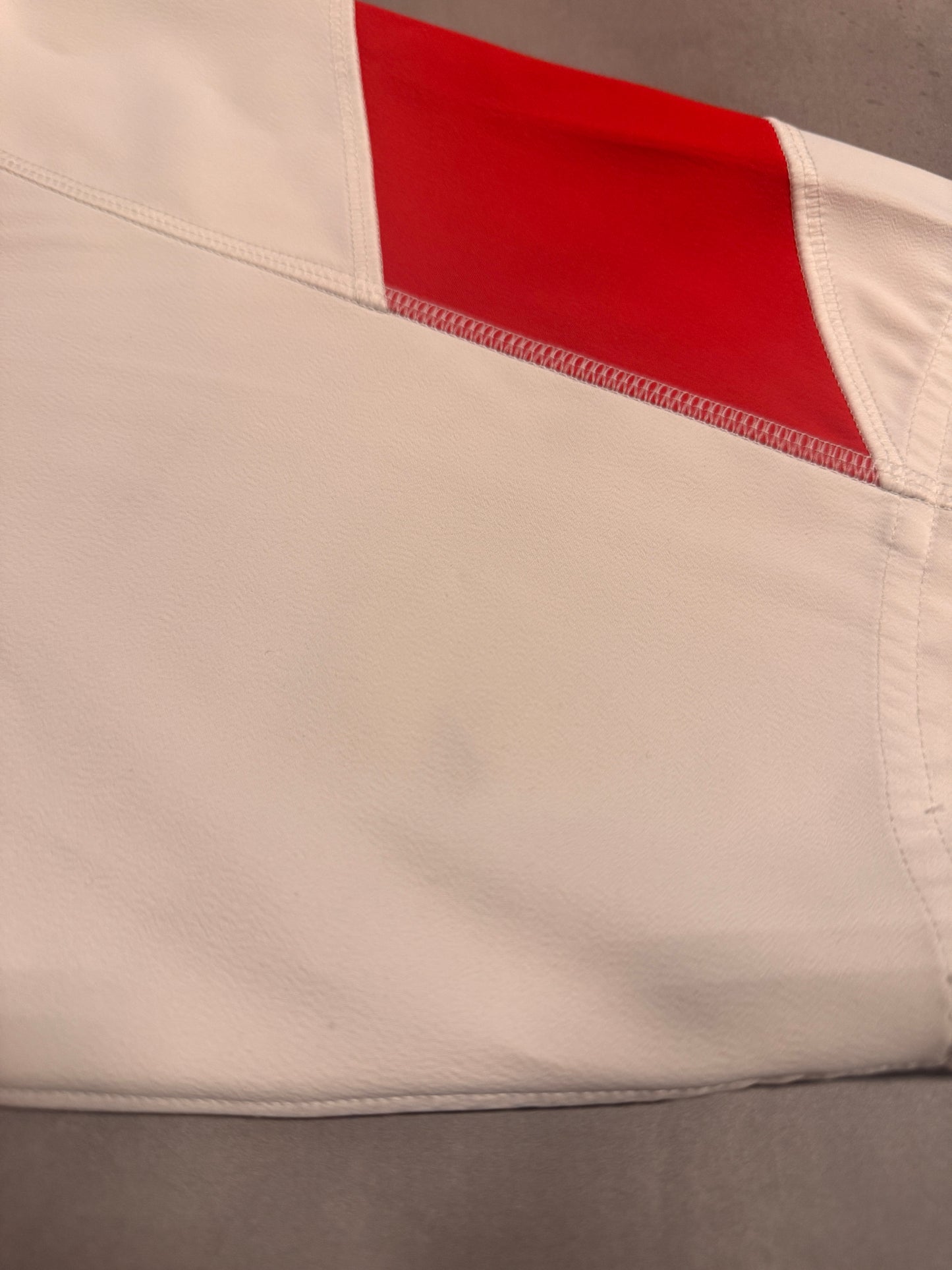 VINTAGE UNDERARMOUR UTAH UTES WHITE SPORT TEE - L