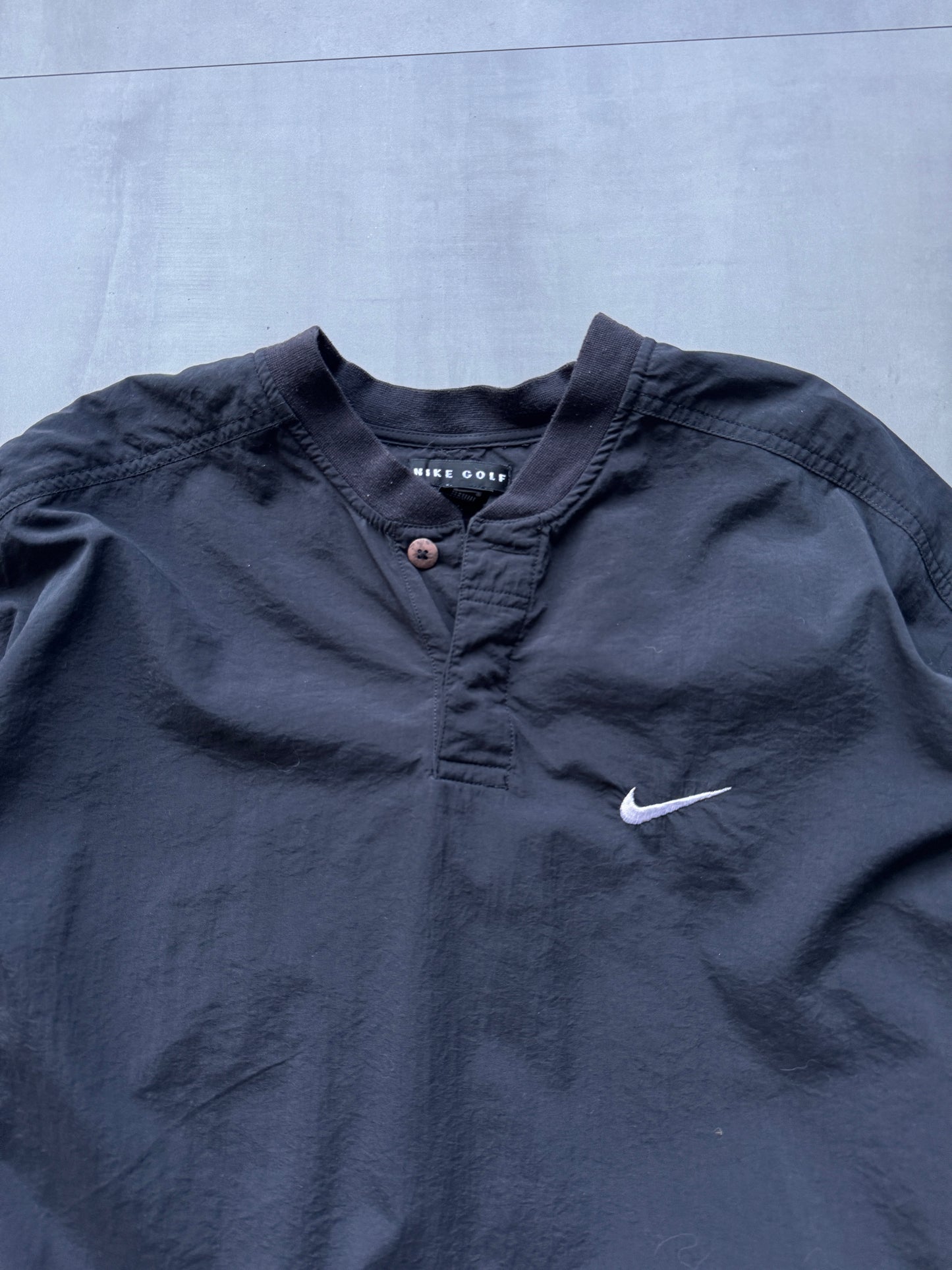 VINTAGE NIKE GOLF BLACK WINDBREAKER - L