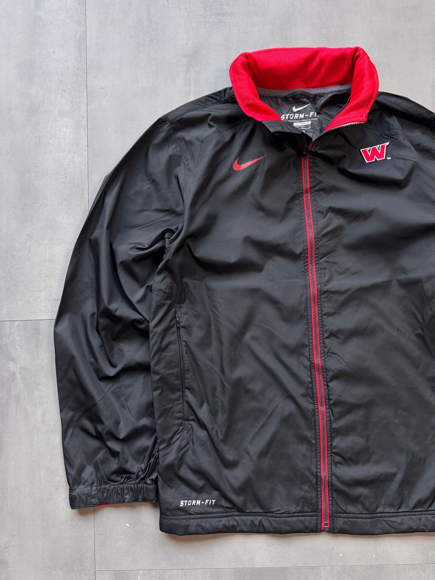 VINTAGE NIKE BLACK/RED TRACK JACKET - S