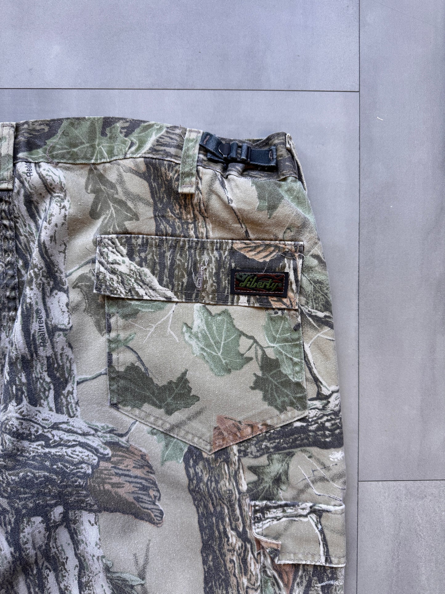 VINTAGE LIBERTY REALTREE CARGO PANTS - L34