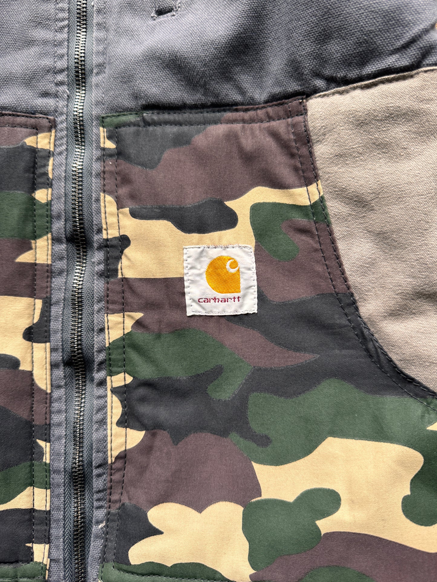 VINTAGE CARHARTT REWORKED CAMO PATTERN ACTIVE JACKET - XS