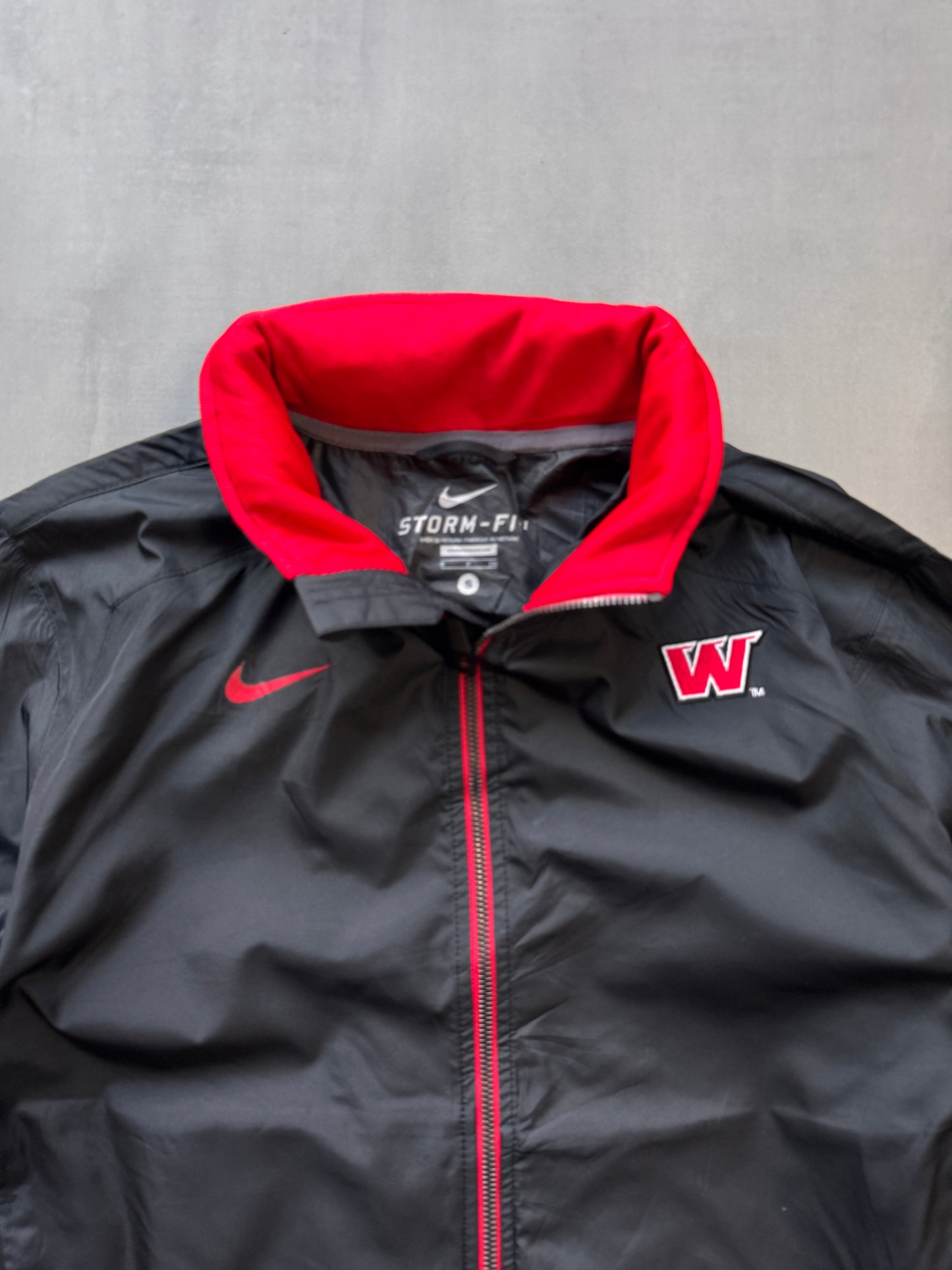 VINTAGE NIKE BLACK/RED TRACK JACKET - S