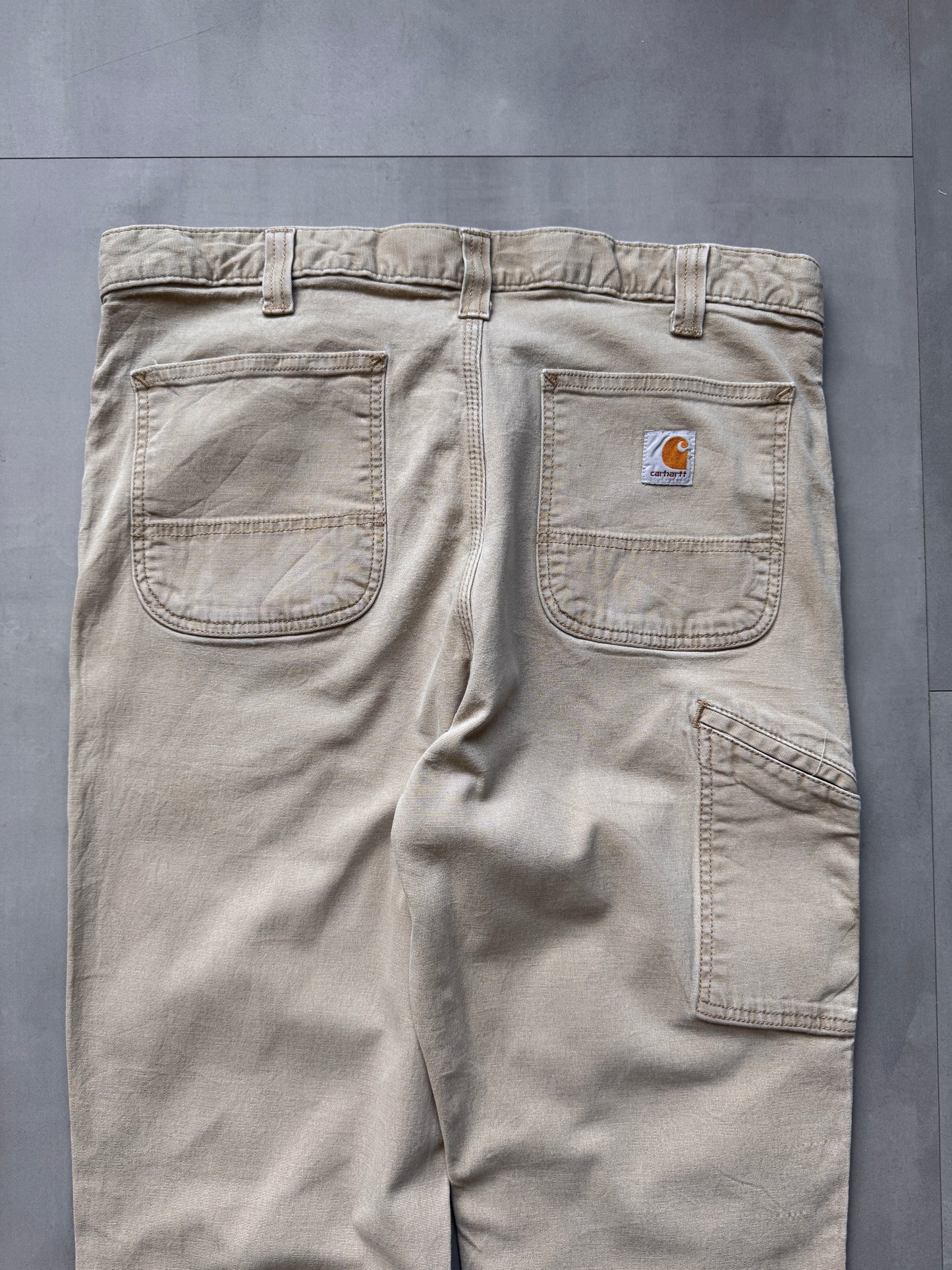 VINTAGE CARHARTT TAN PANTS - 32