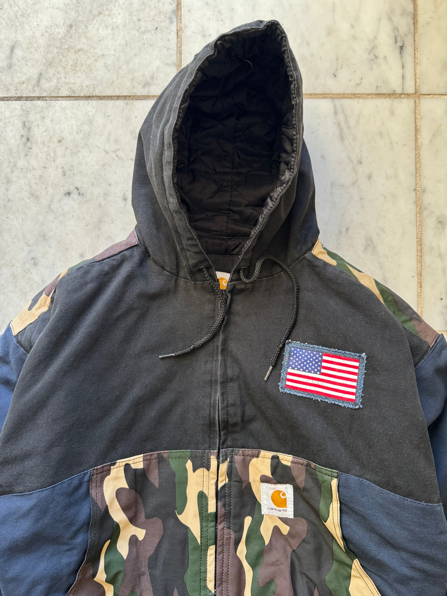 CARHARTT REWORKED CAMO PATTERN ACTIVE JACKET - SMALL