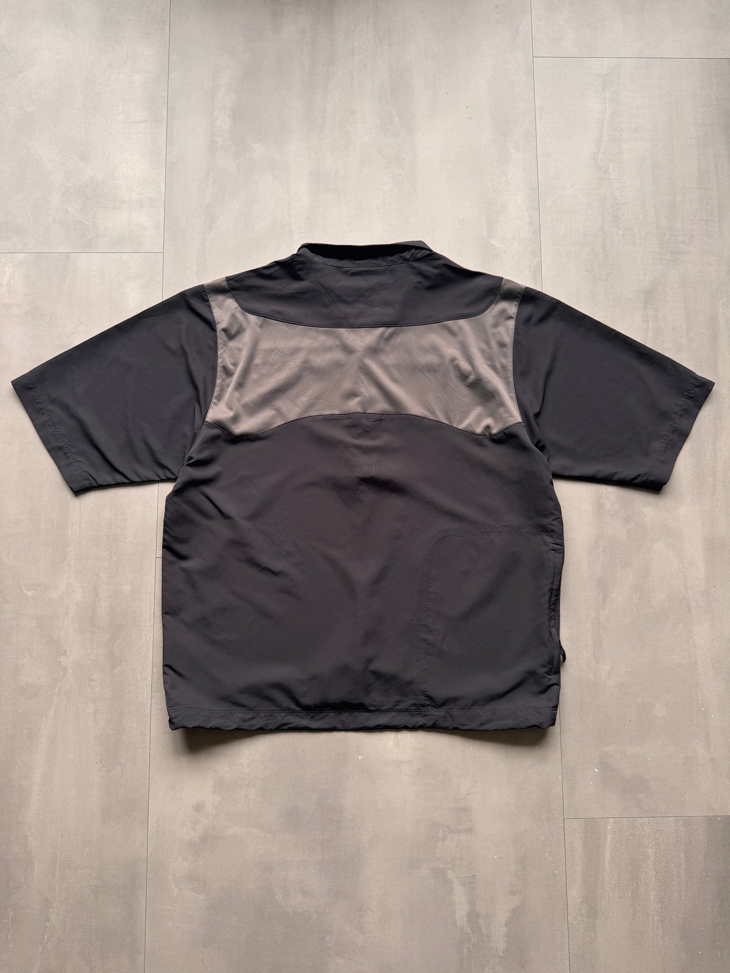 VINTAGE NIKE GOLF BLACK SPORT TEE - L
