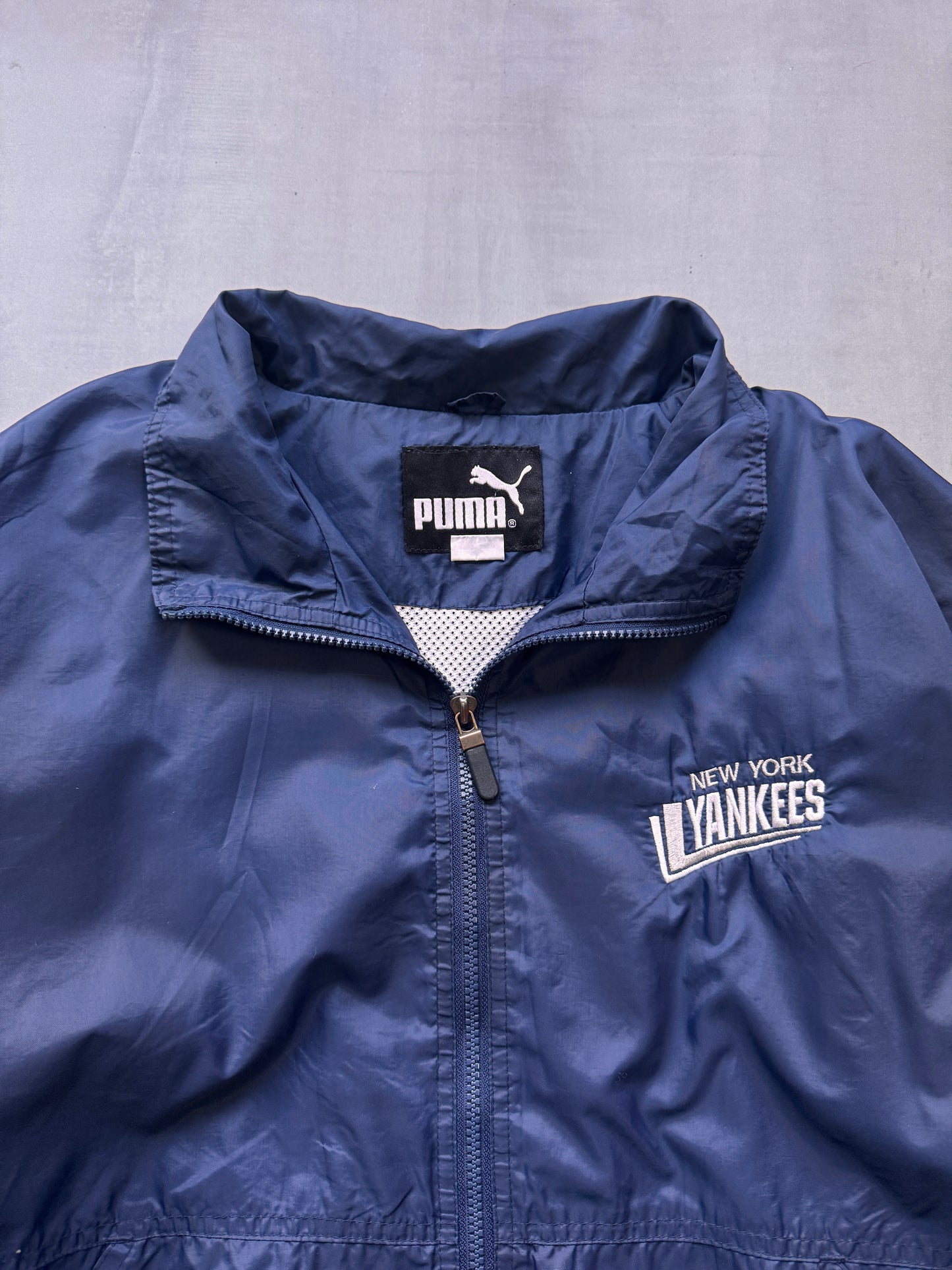 VINTAGE NEW YORK YANKEES TRACK JACKET - L