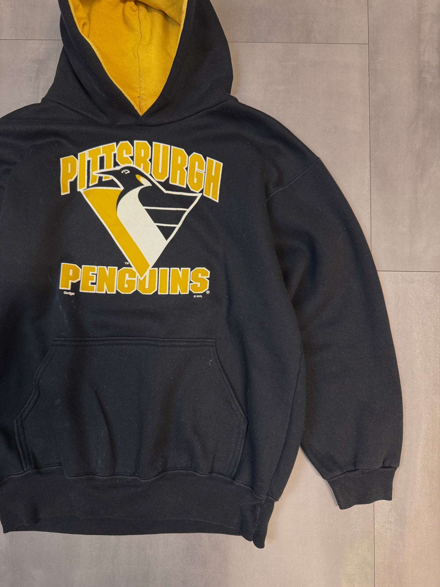 NHL PITTSBURGH PENGUINS BLACK HOODIE - SMALL