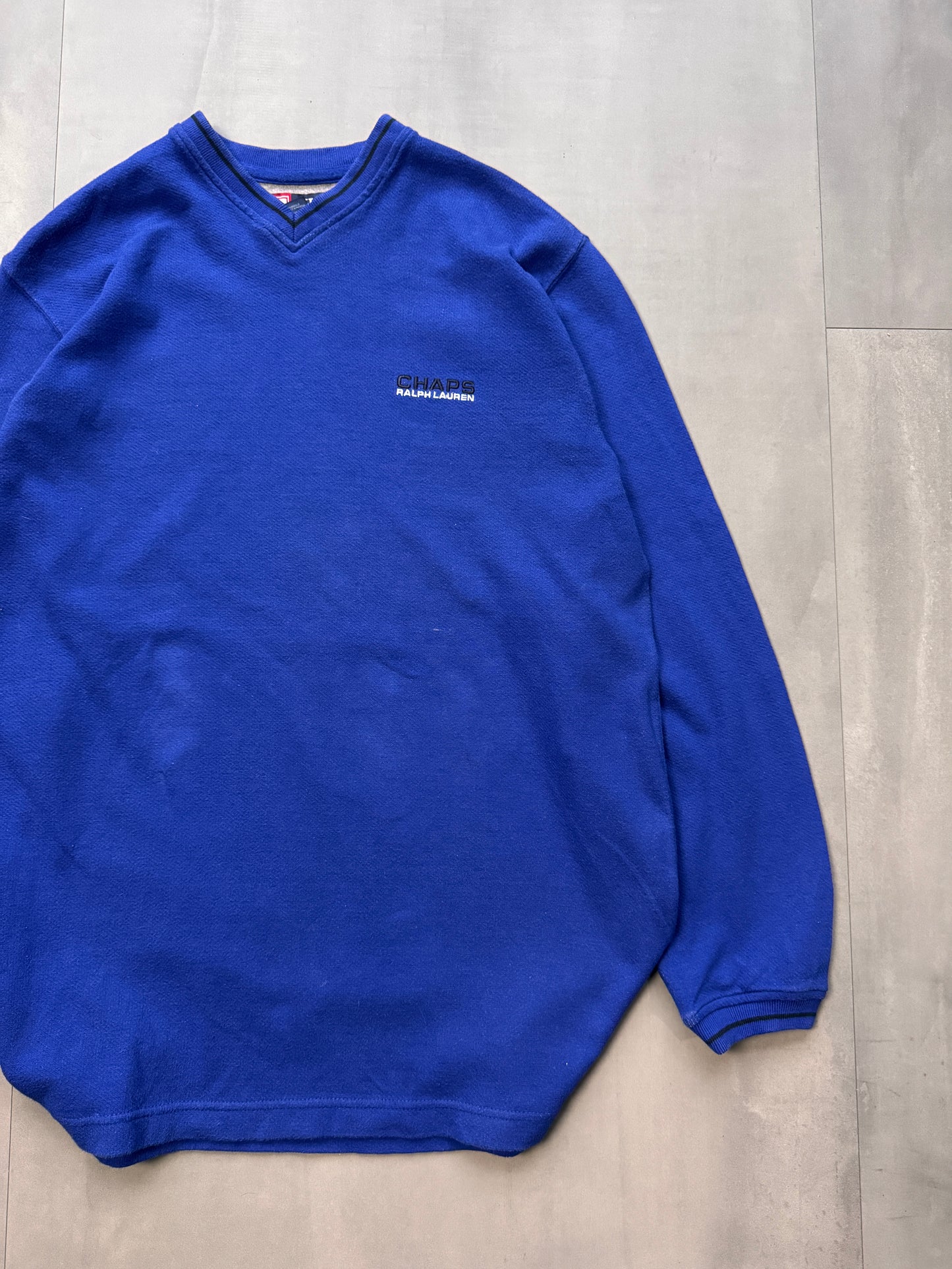 VINTAGE CHAPS BY RALPH LAUREN BLUE V-NECK KNIT SWEATER - LARGE