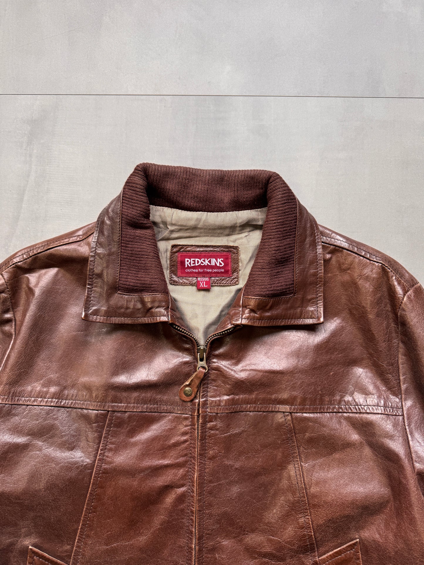 VINTAGE REDSKINS BROWN LEATHER JACKET - LARGE