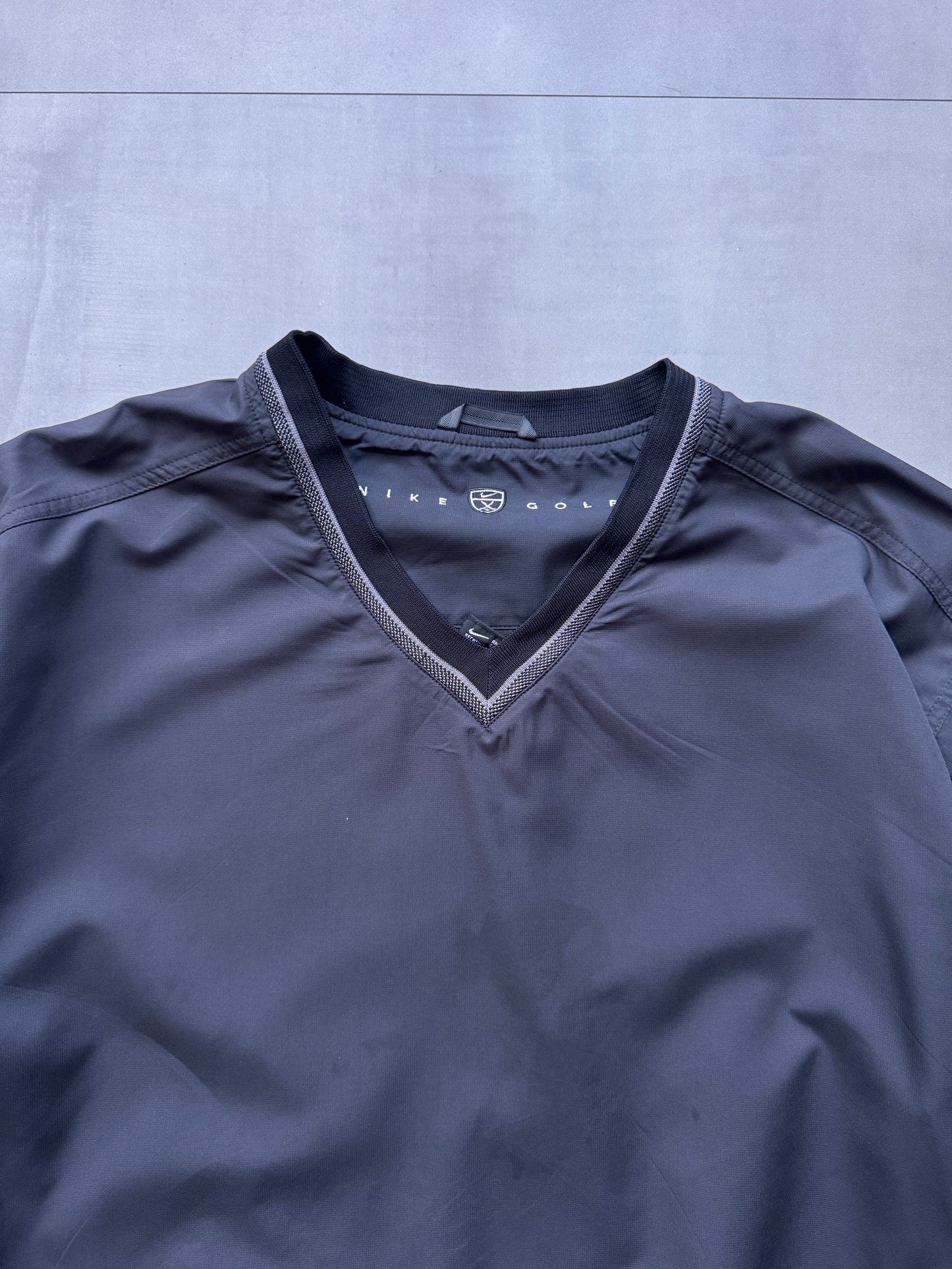 VINTAGE NIKE GOLF DARK GREY WINDBREAKER - L
