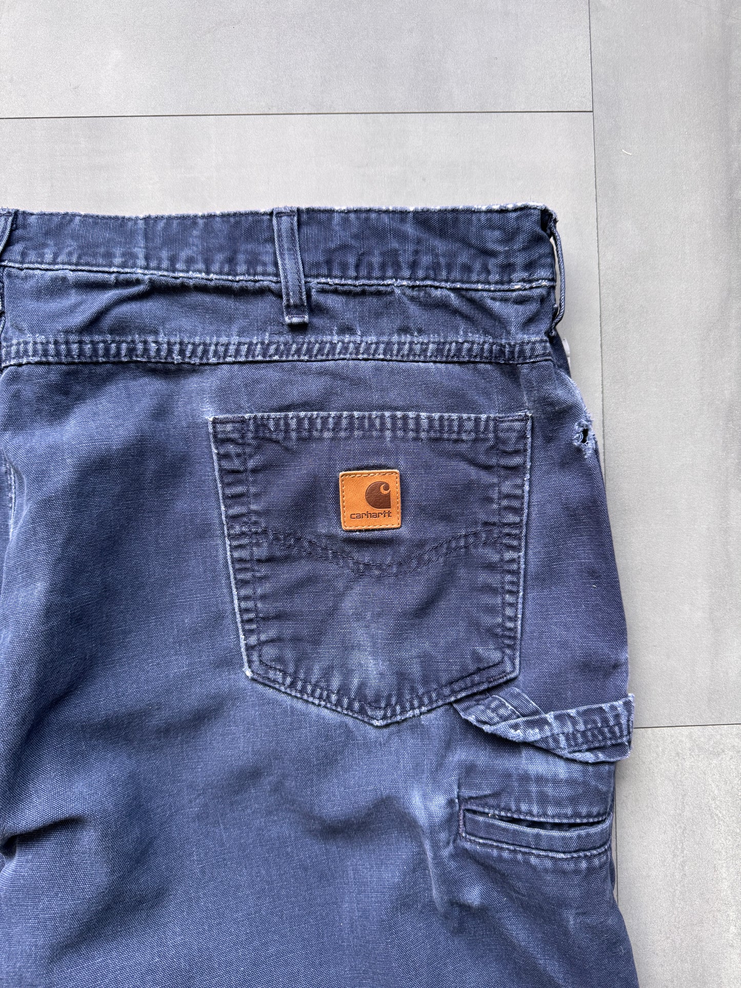 VINTAGE CARHARTT FADED NAVY PANTS - 34