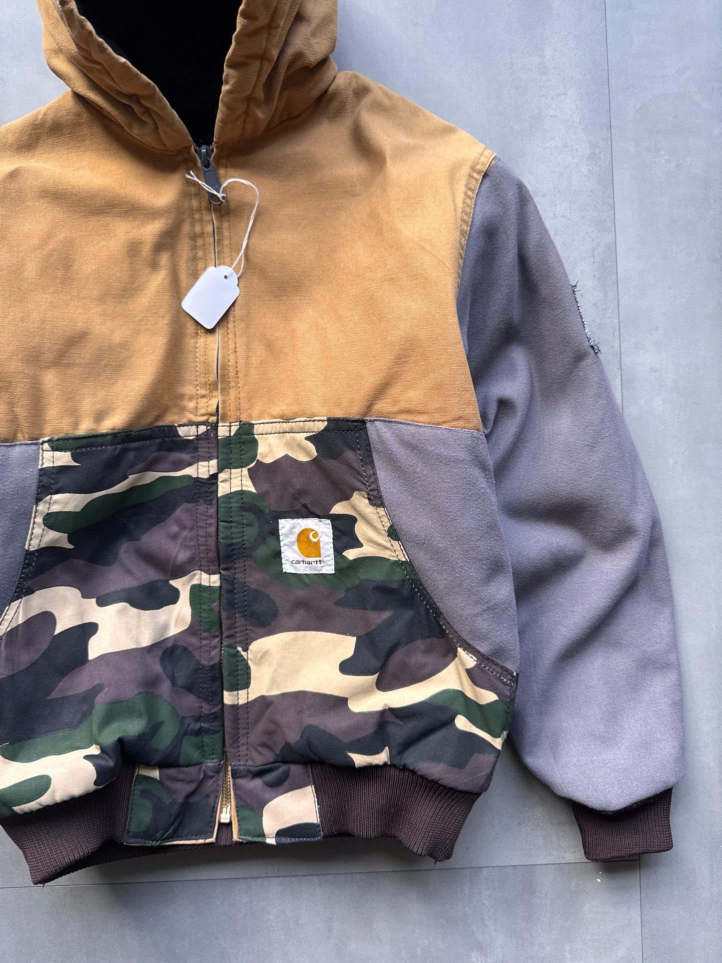 VINTAGE CARHARTT REWORKED CAMO PATTERN ACTIVE JACKET - XS