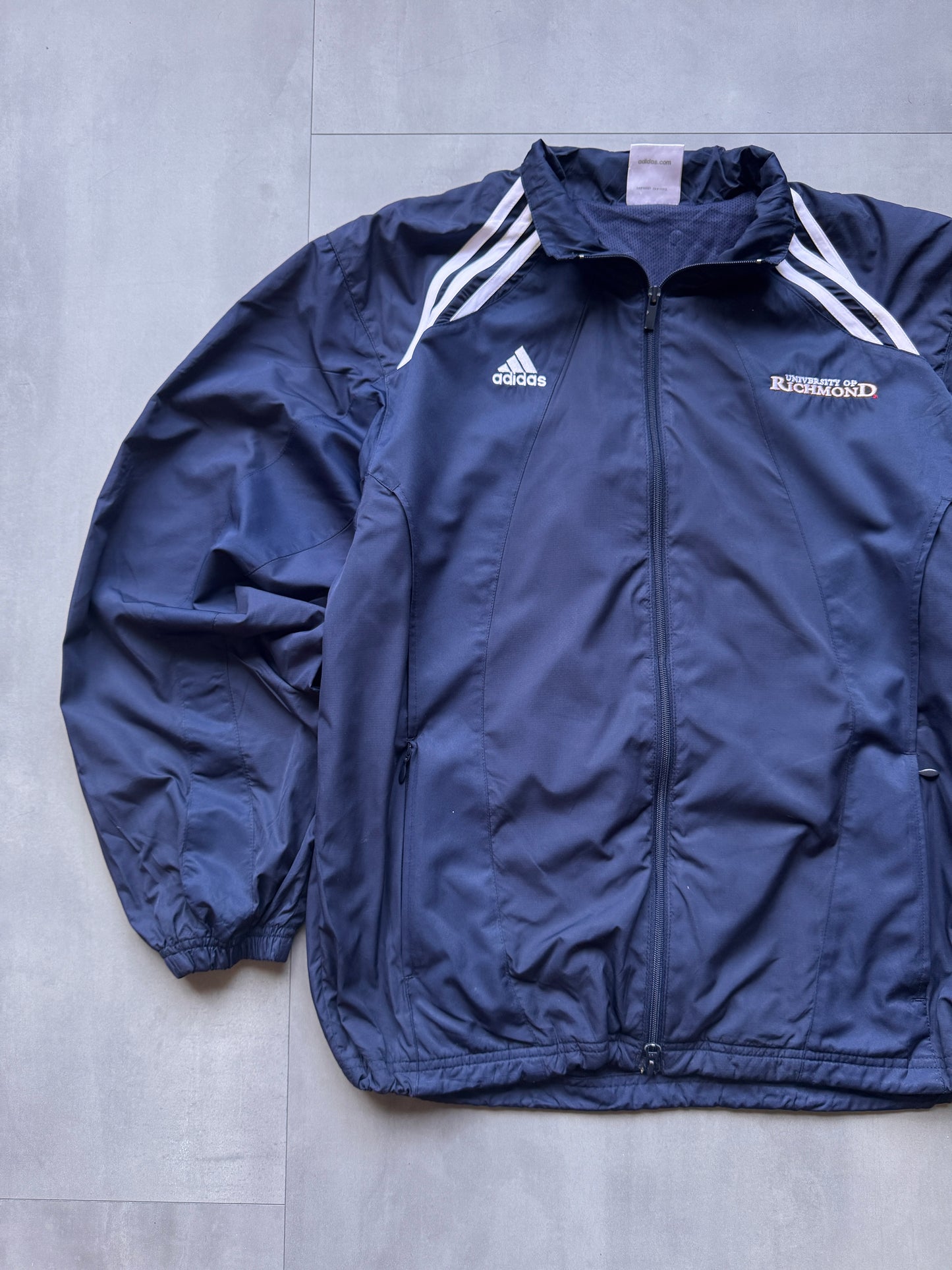 VINTAGE ADIDAS UNIVERSITY OF RICHMOND TRACK JACKET - M