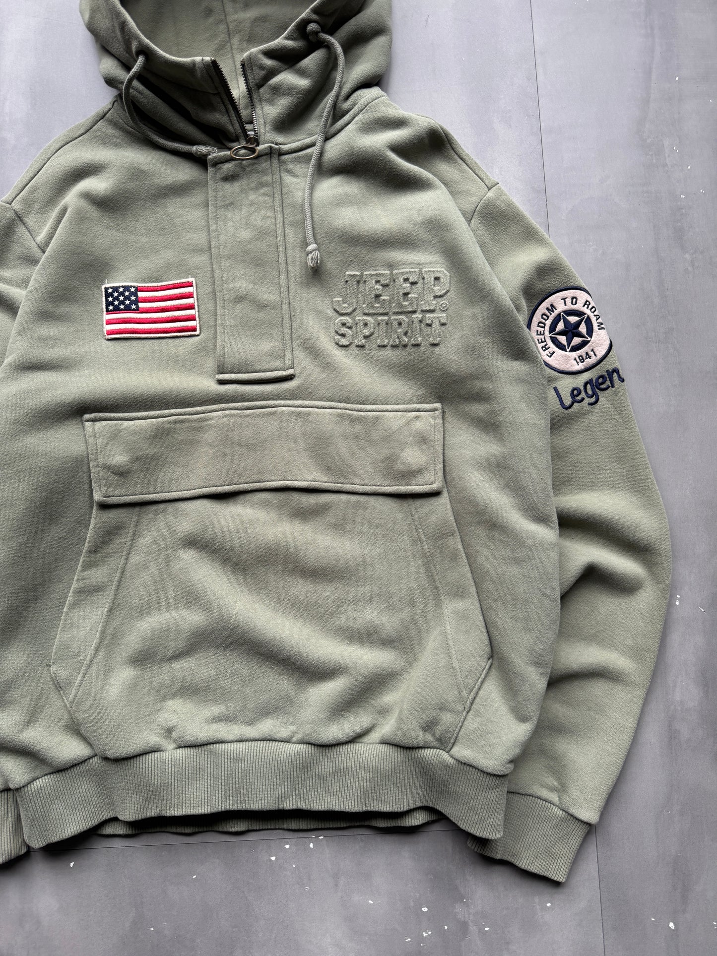 VINTAGE JEEP FADED GREEN 1/4 ZIP HOODIE - L