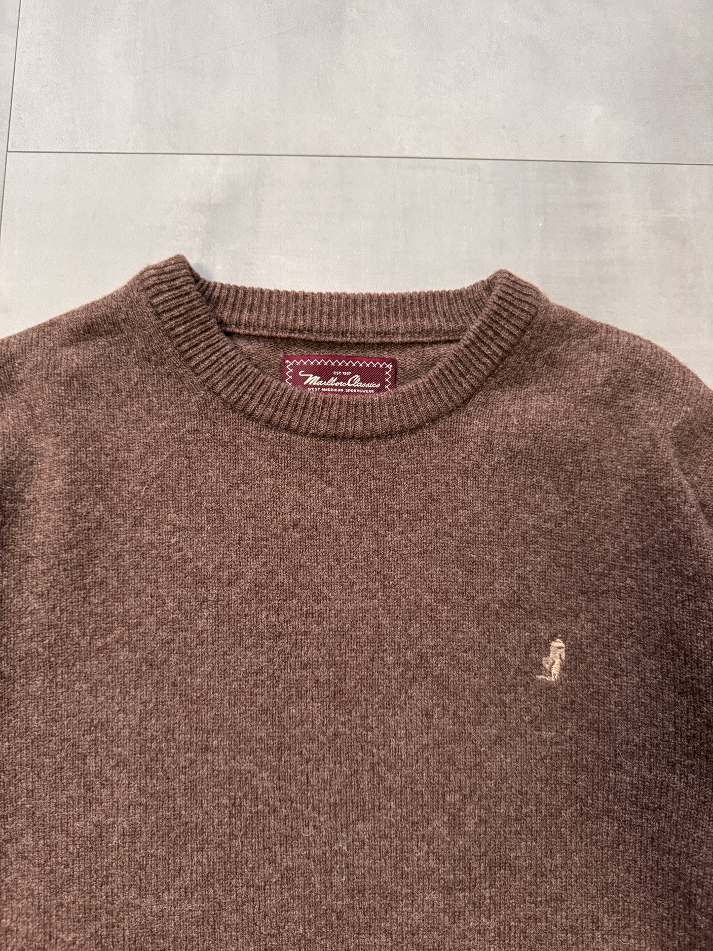 VINTAGE MARLBORO BROWN KNIT SWEATER - LARGE