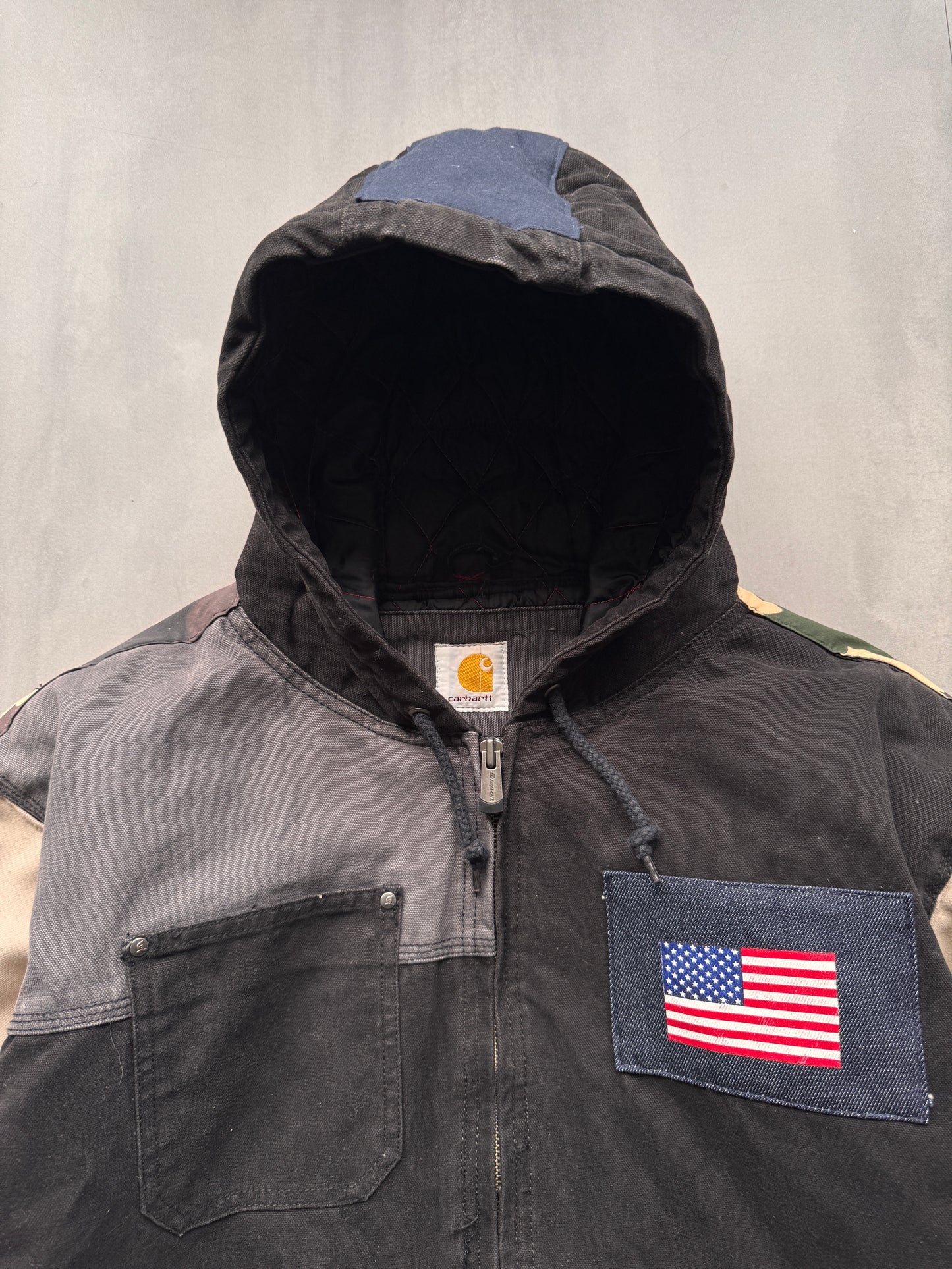 VINTAGE CARHARTT REWORKED CAMO PATTERN ACTIVE JACKET - L