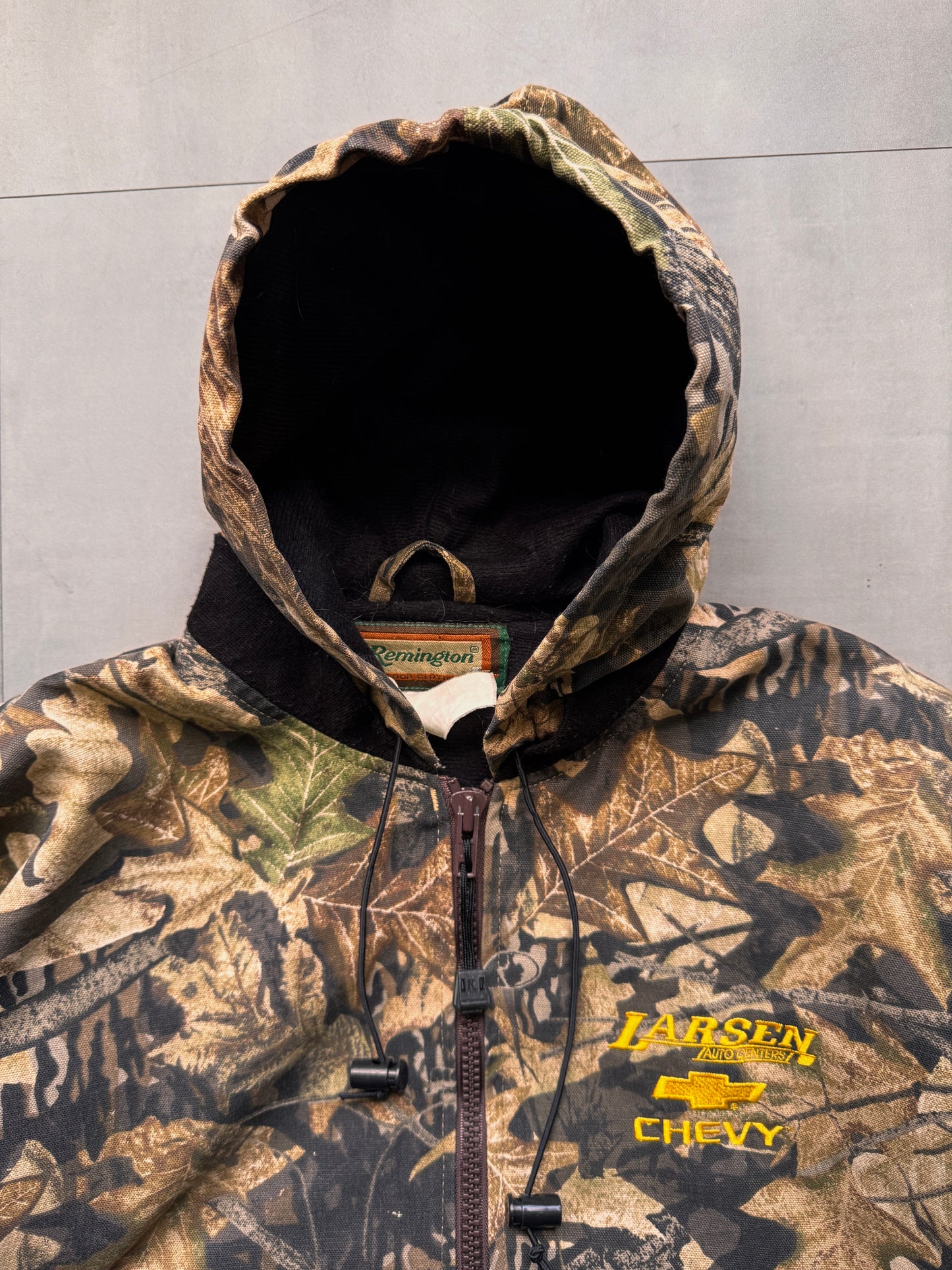 VINTAGE REMMINGTON REALTREE 'LARSEN AUTO CENTERS CHEVY' JACKET - LARGE