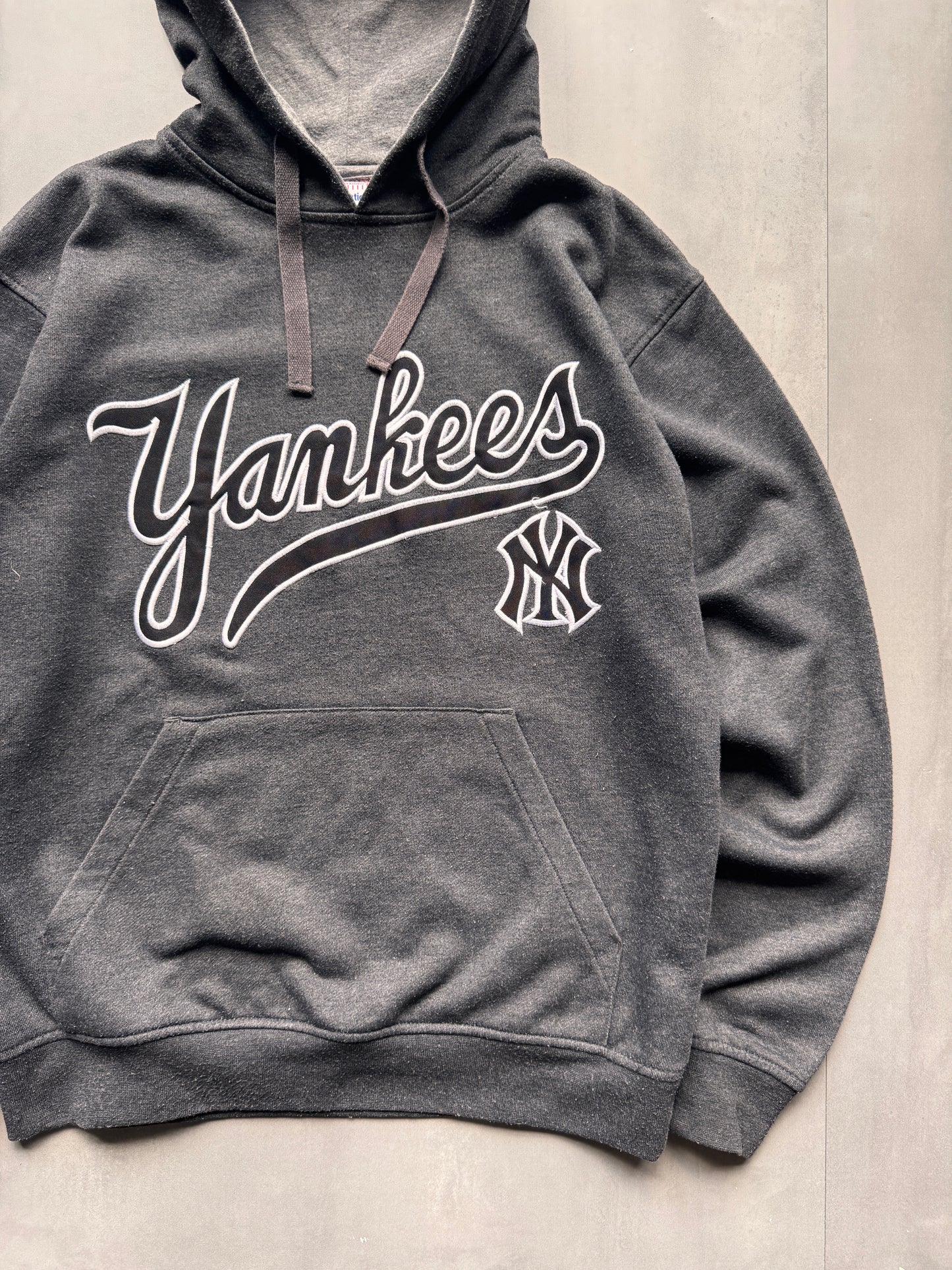 VINTAGE NEW YORK YANKEES GREY HOODIE - S