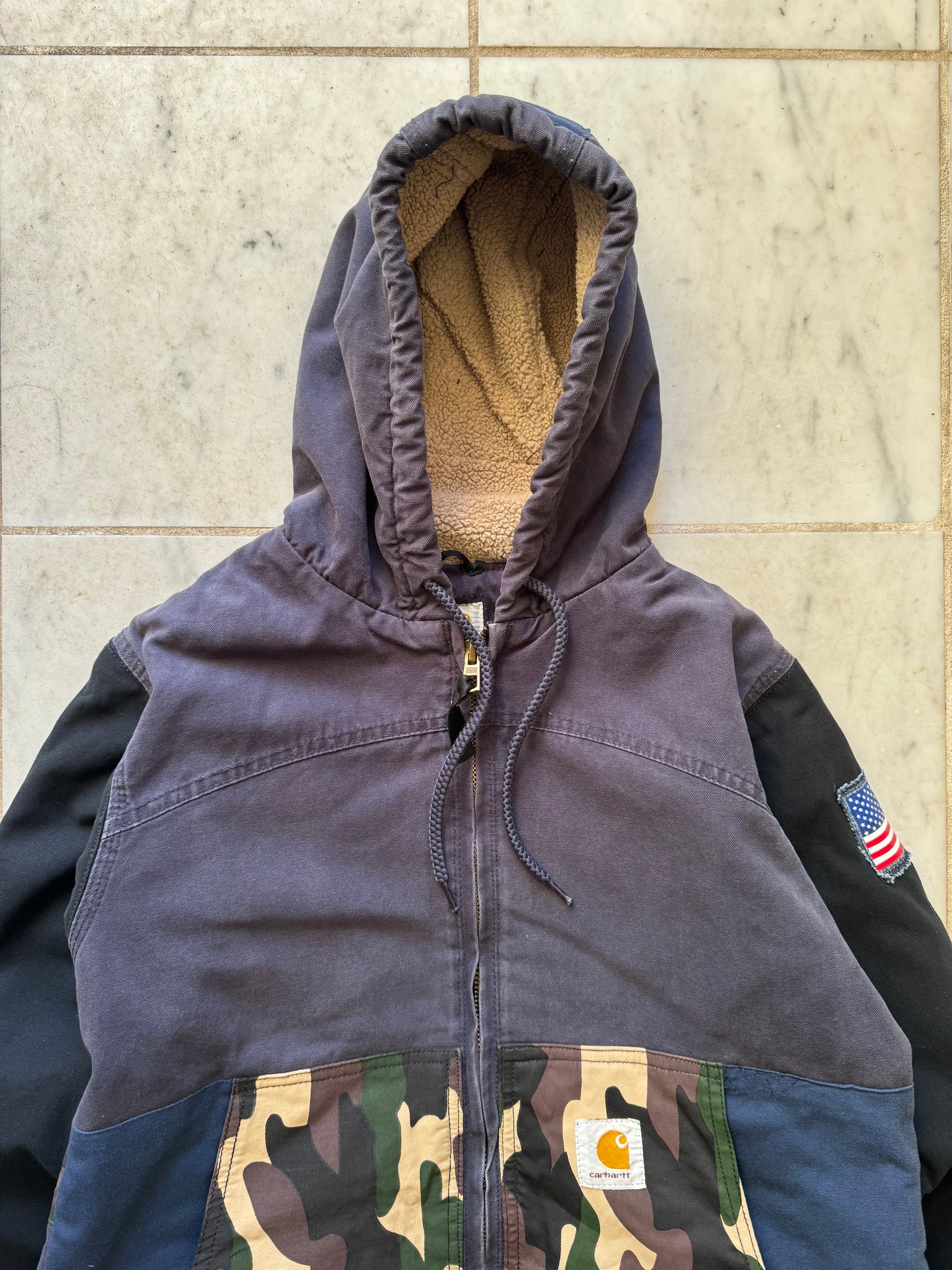 CARHARTT REWORKED CAMO PATTERN ACTIVE JACKET - SMALL