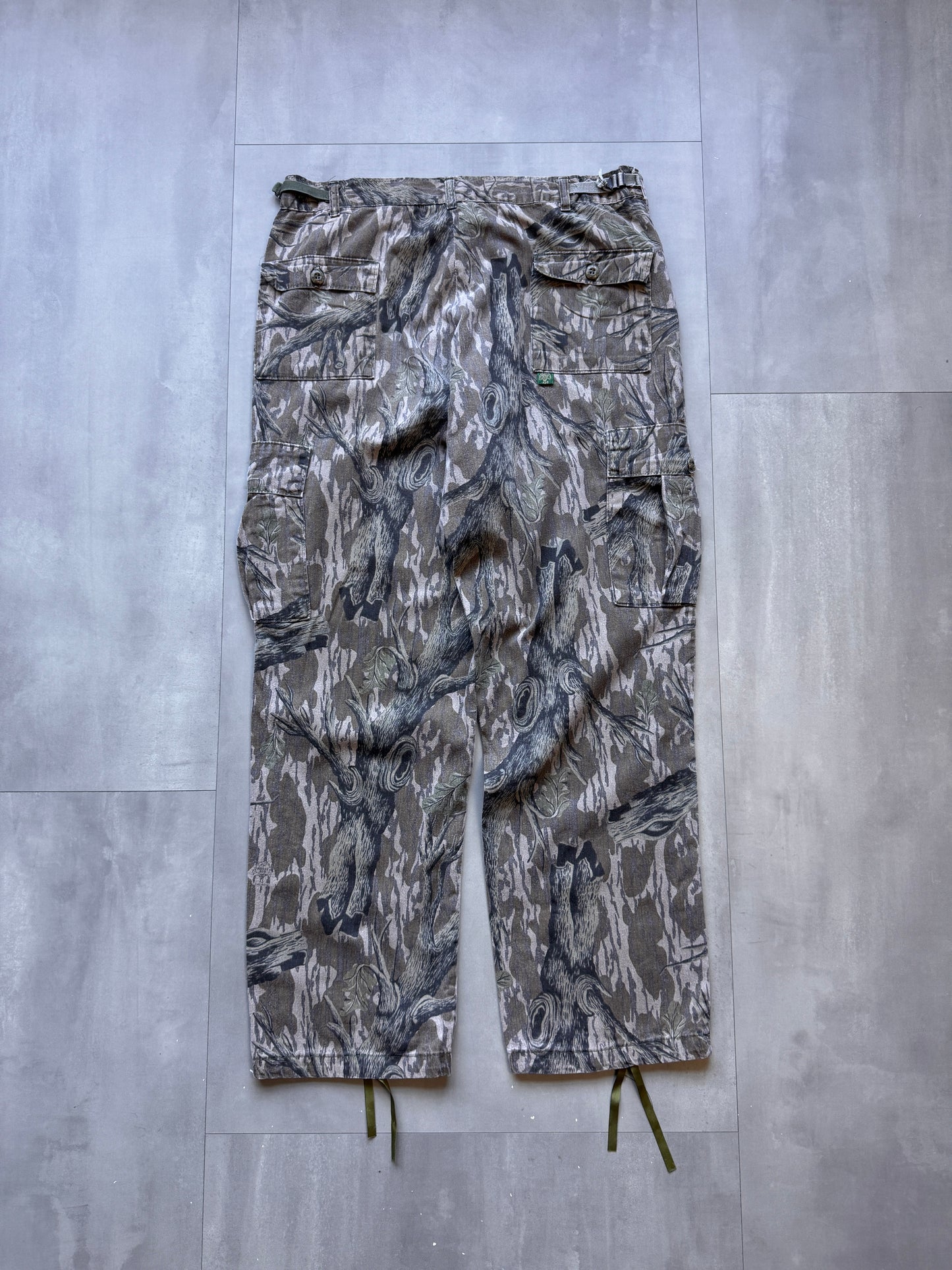 VINTAGE REALTREE CARGO PANTS - L34