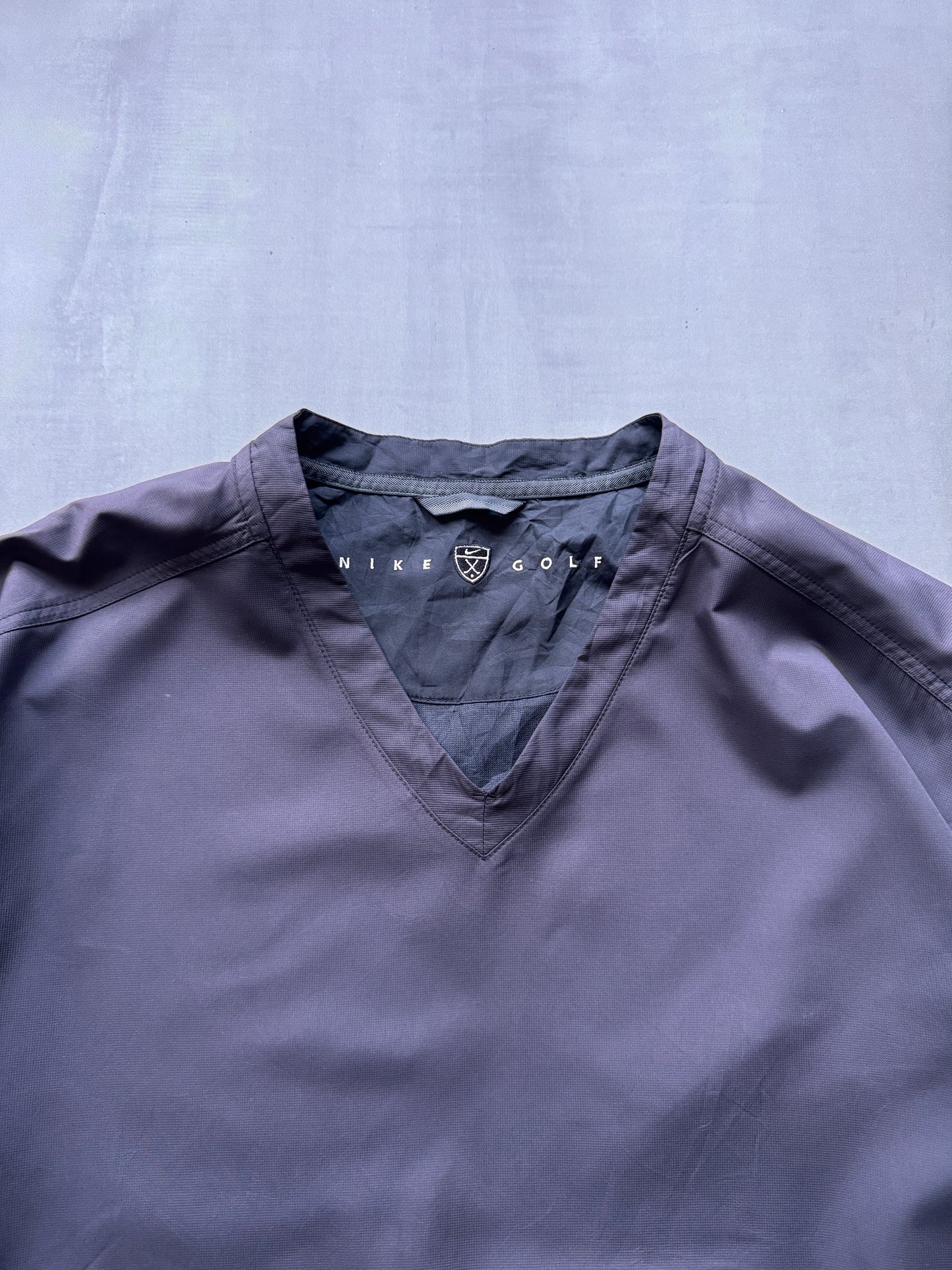 VINTAGE NIKE GOLF DARK GREY WINDBREAKER - L
