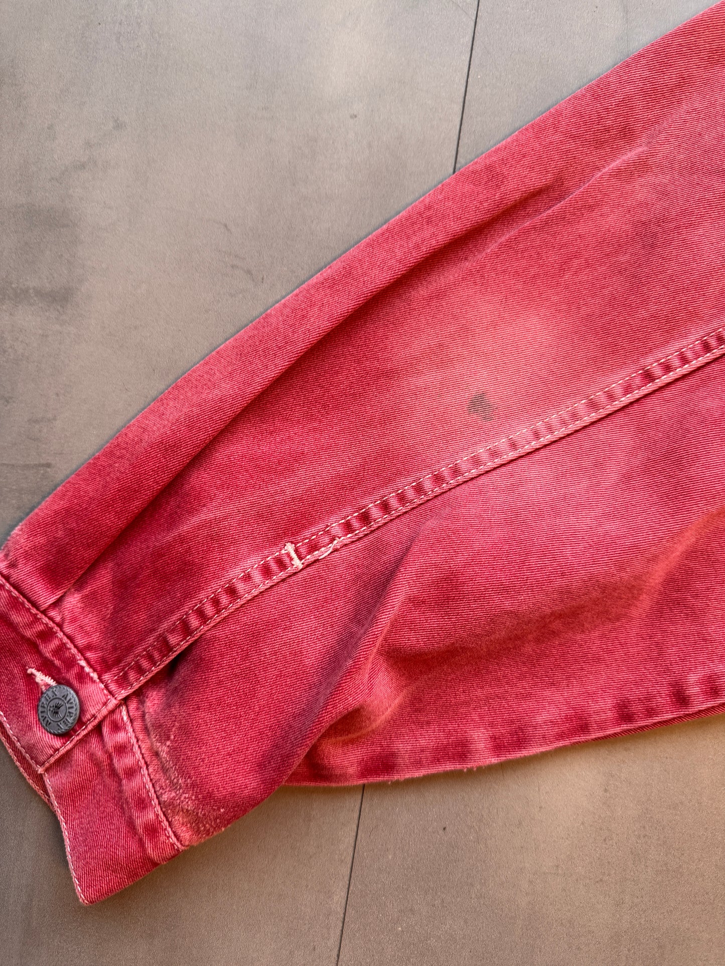 VINTAGE AVIREX FADED RED TRUCKER JACKET - M