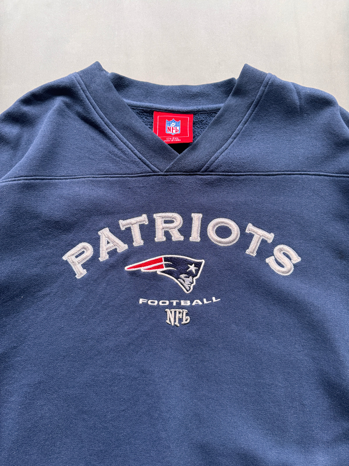 VINTAGE NFL NEW ENGLAND PATRIOTS NAVY SWEATER - XXL