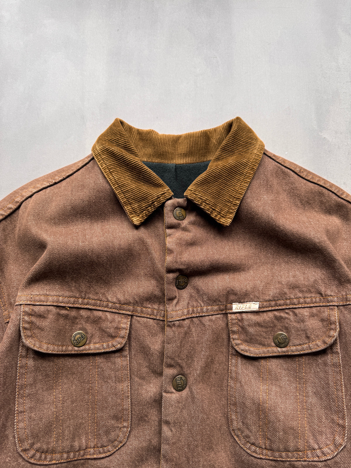 VINTAGE RIFLE LINED BROWN TRUCKER JACKET - L