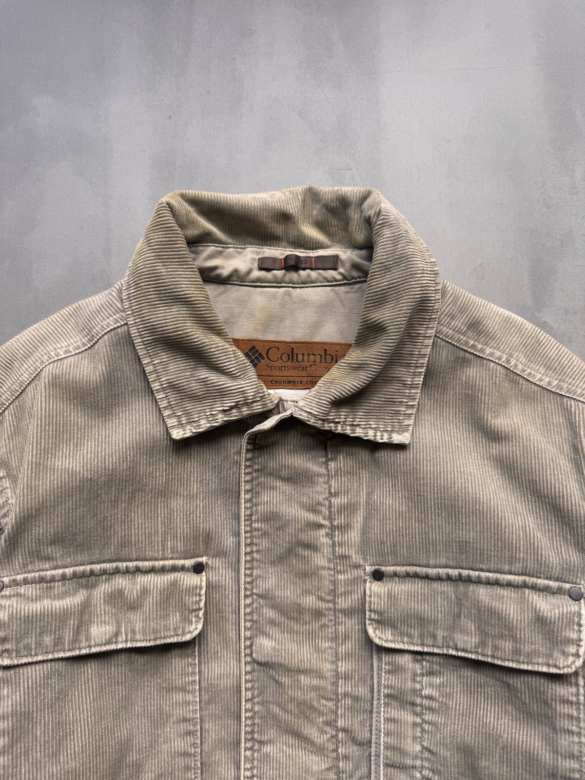 VINTAGE COLUMBIA CORDUROY BEIGE JACKET - M