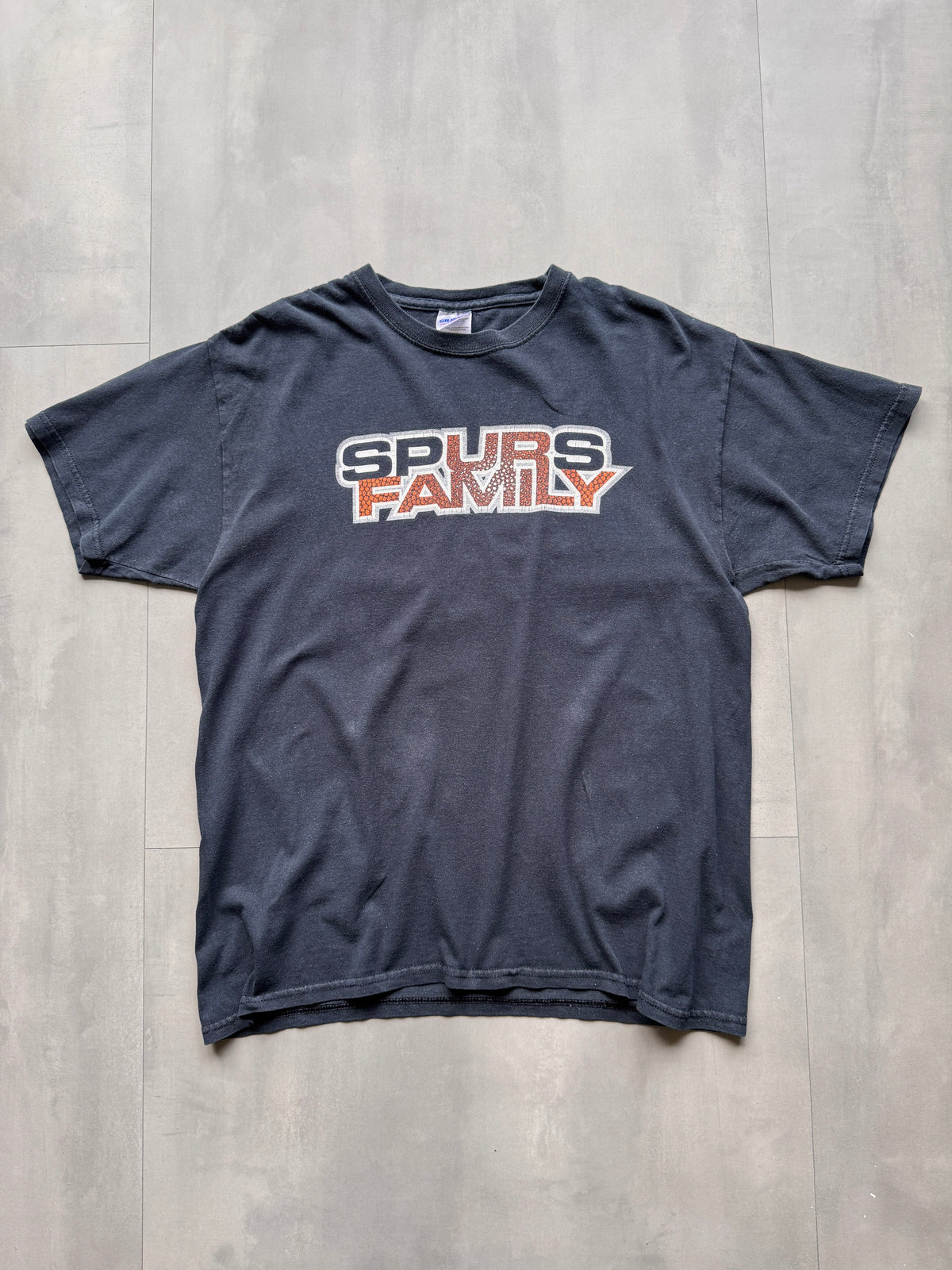 VINTAGE NBA ANTONIO SPURS BLACK TEE - L
