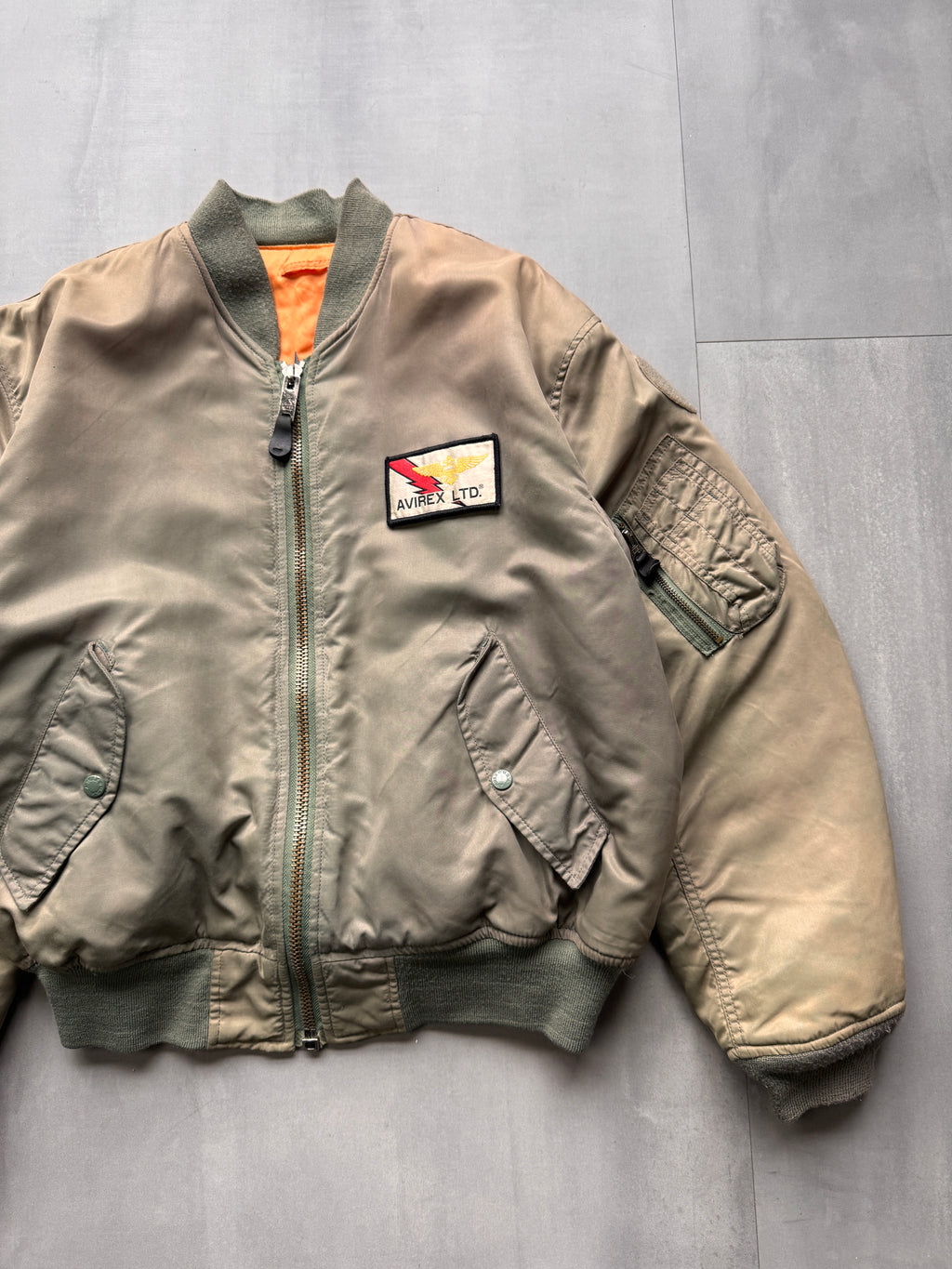 VINTAGE AVIREX LTD. GREEN M1 BOMBER JACKET - L