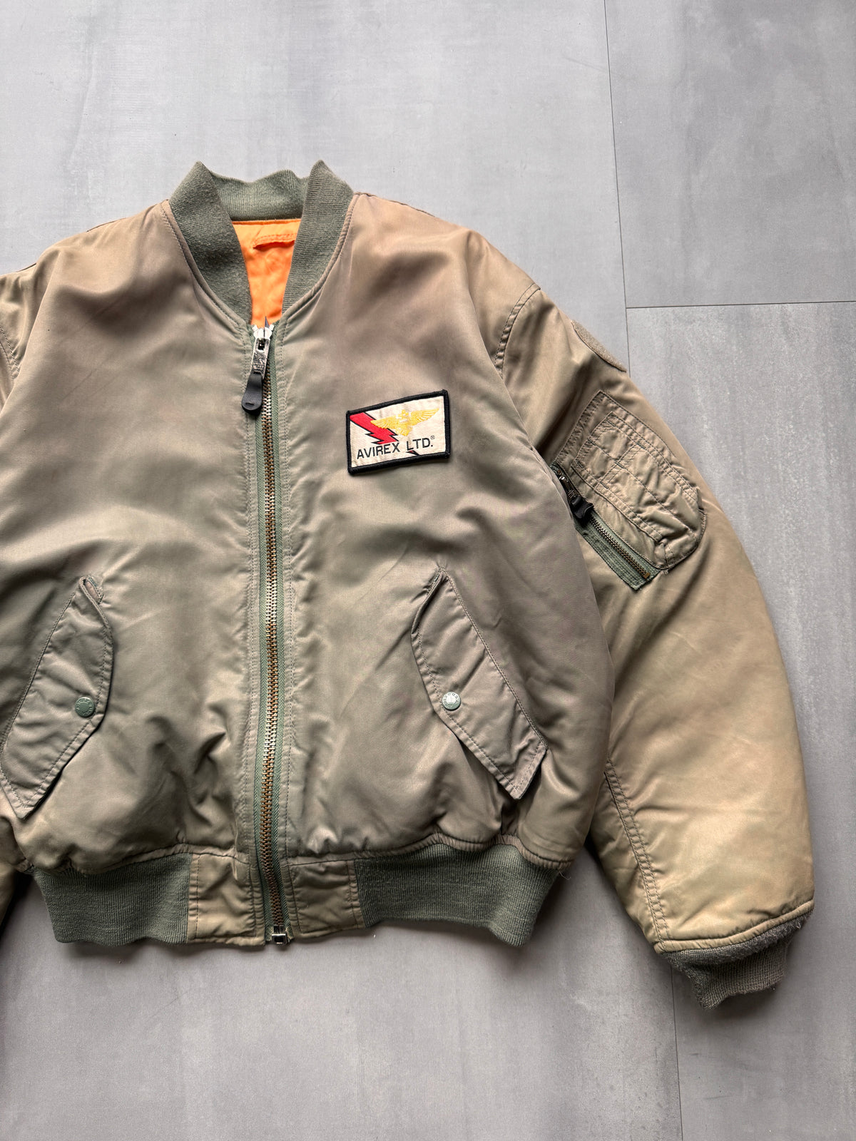 VINTAGE AVIREX LTD. GREEN M1 BOMBER JACKET - L